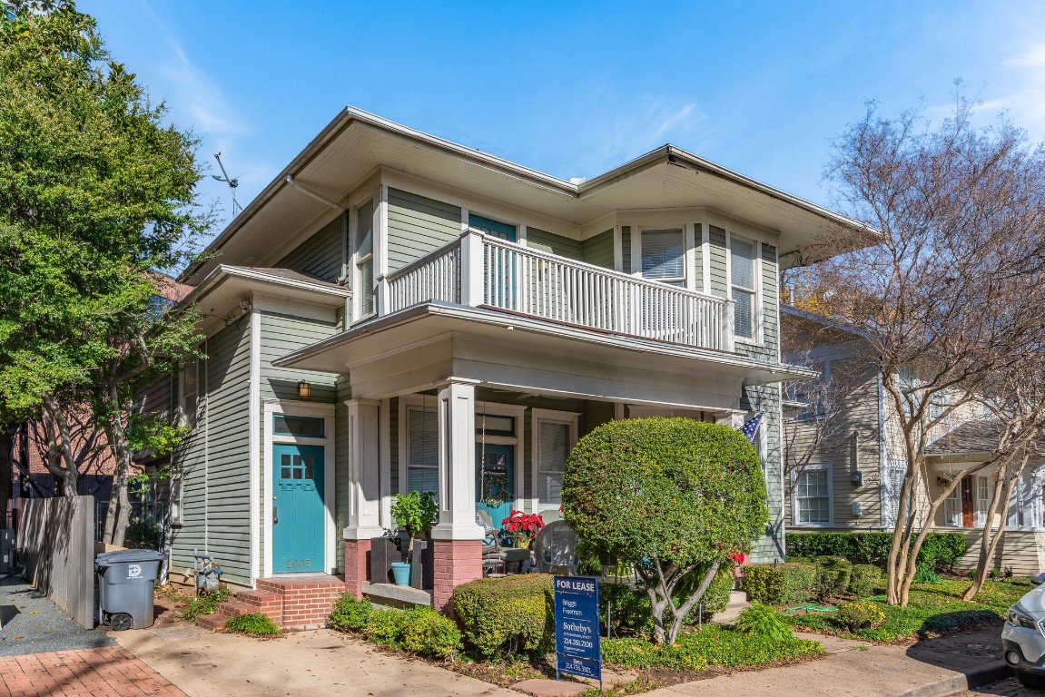 2605 Hibernia Street Dallas TX 75204