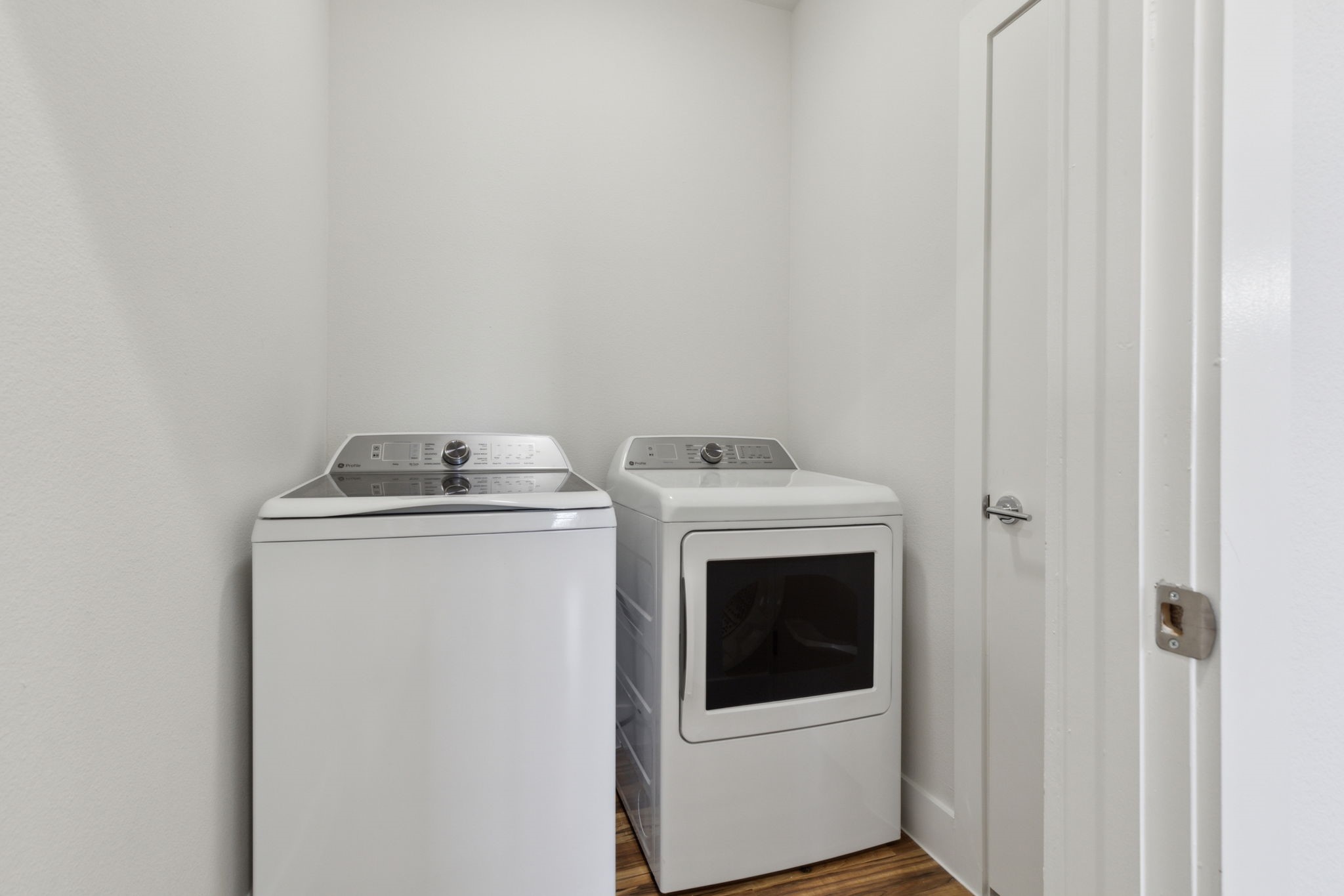 2990 Reagan Street Dallas TX 75219