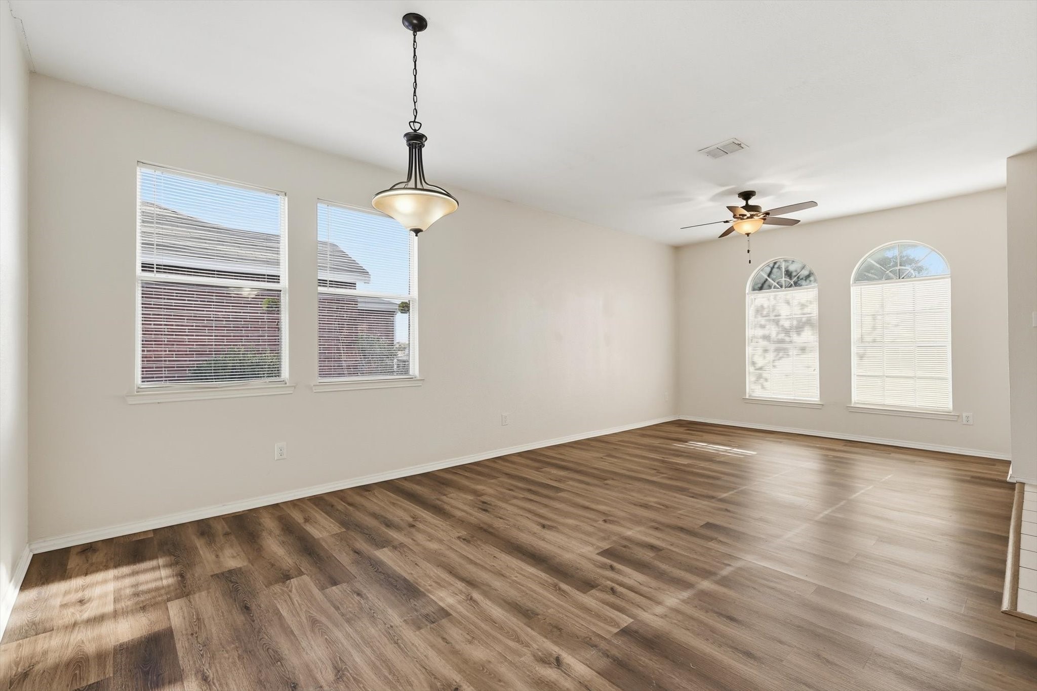 1048 Harriman Drive Saginaw TX 76131