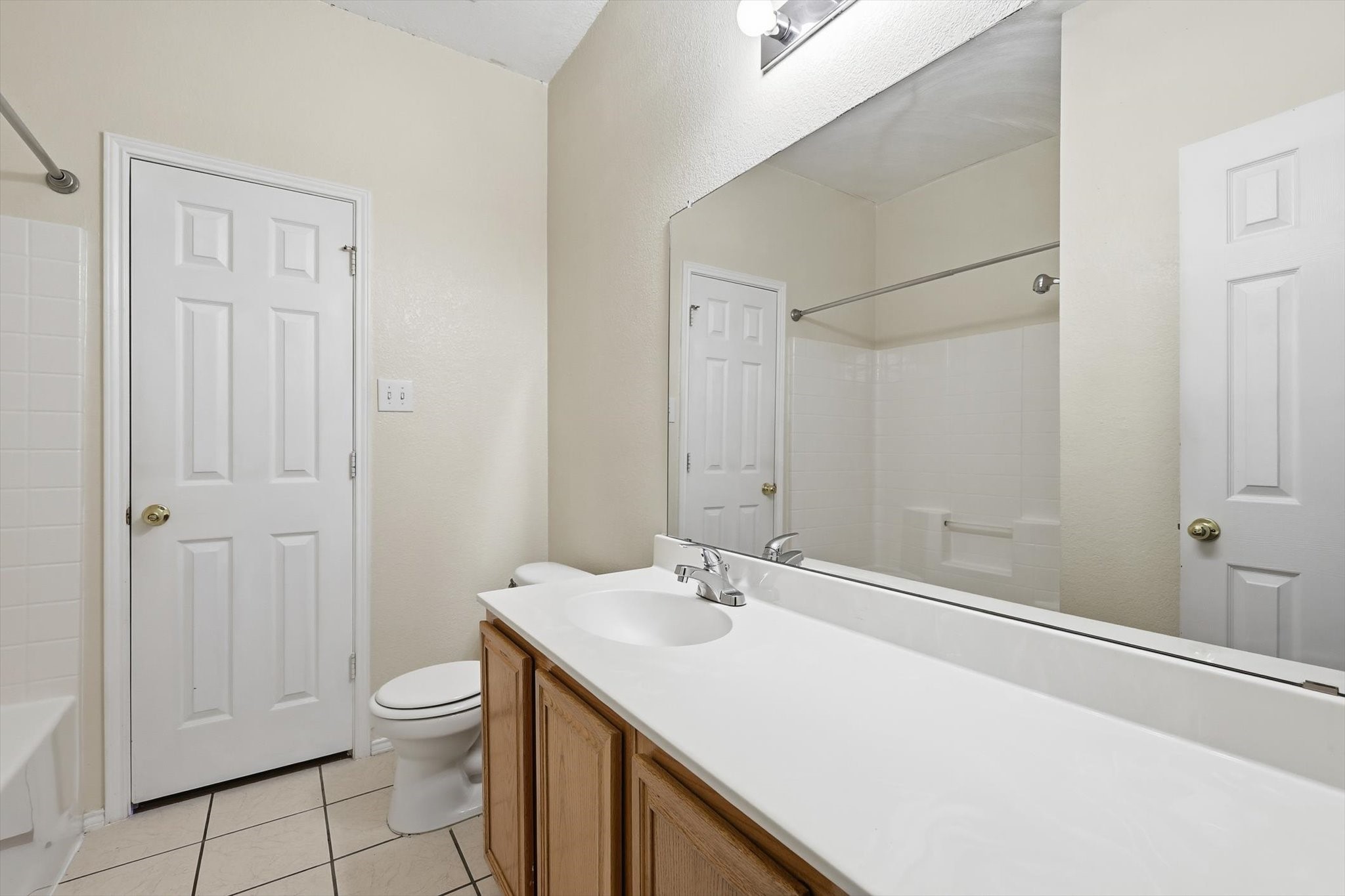 1048 Harriman Drive Saginaw TX 76131