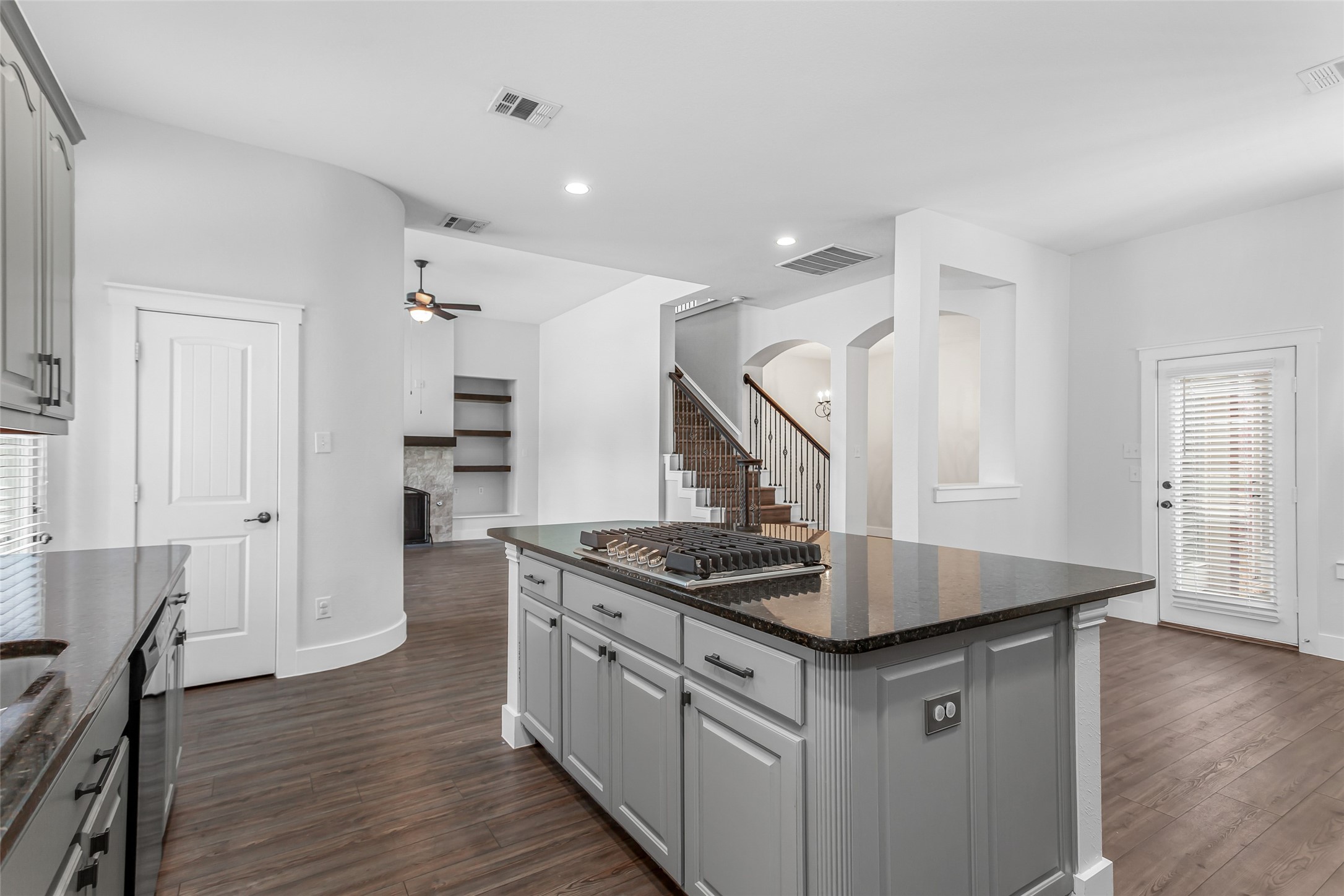 4738 Coyote Trail Dallas TX 75227