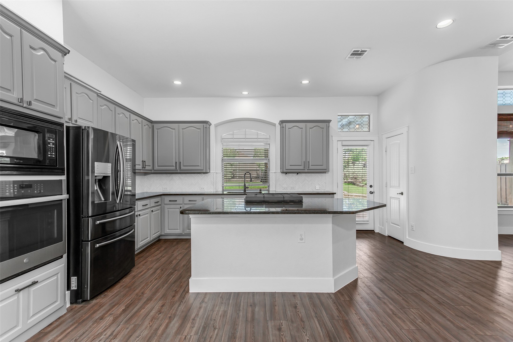 4738 Coyote Trail Dallas TX 75227