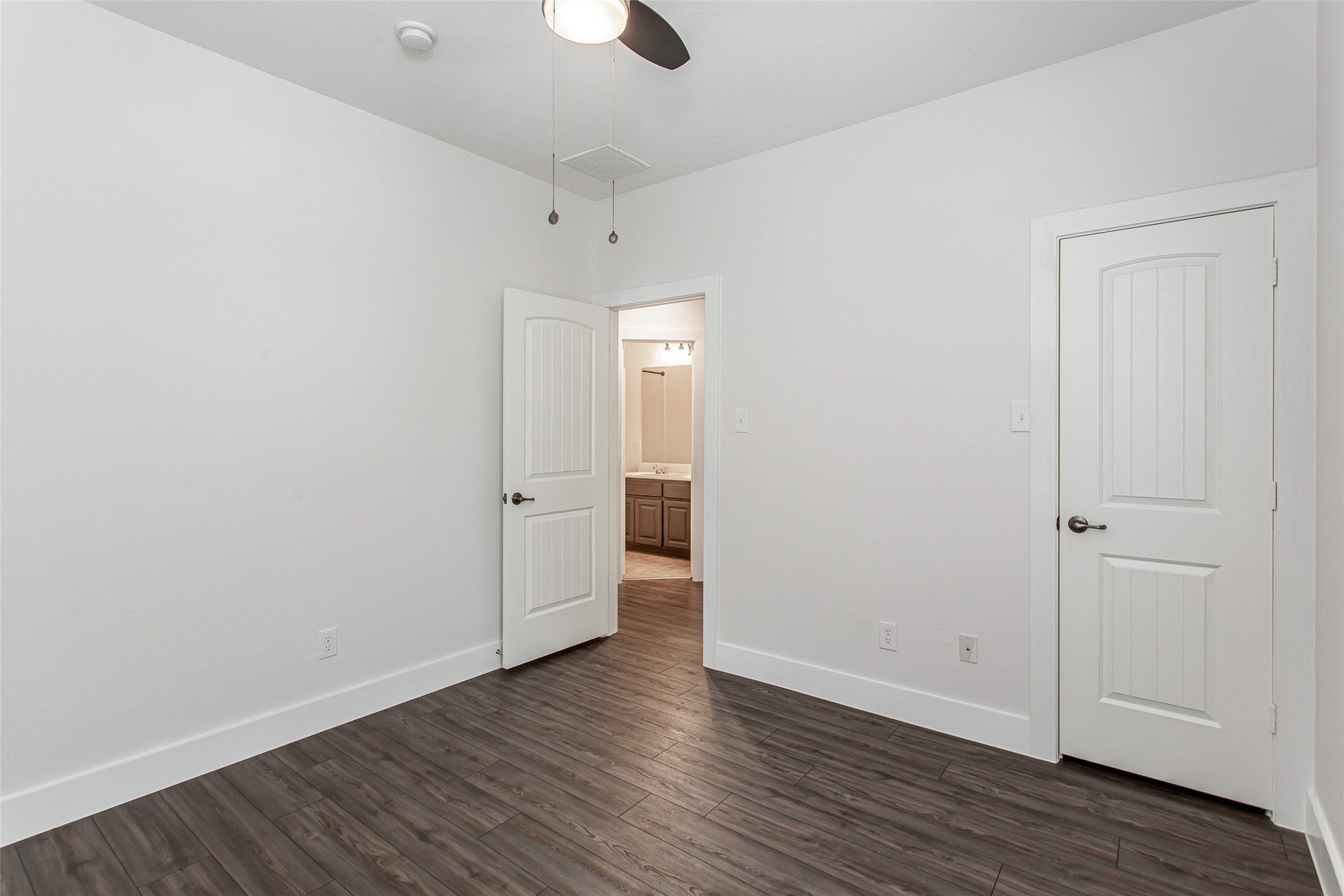 4738 Coyote Trail Dallas TX 75227