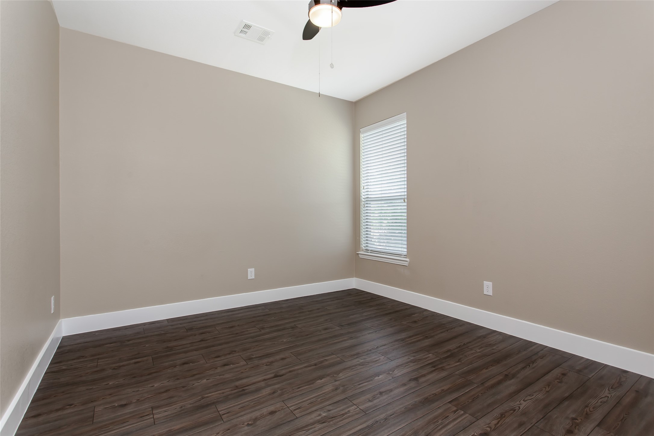 4738 Coyote Trail Dallas TX 75227