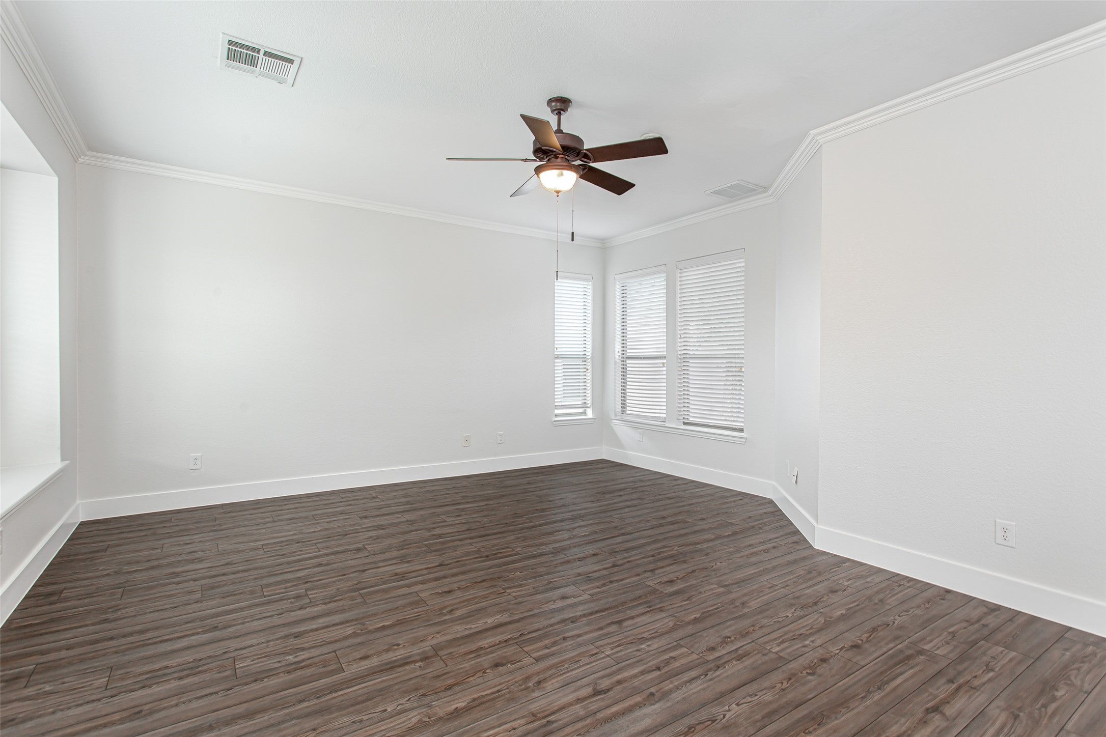 4738 Coyote Trail Dallas TX 75227