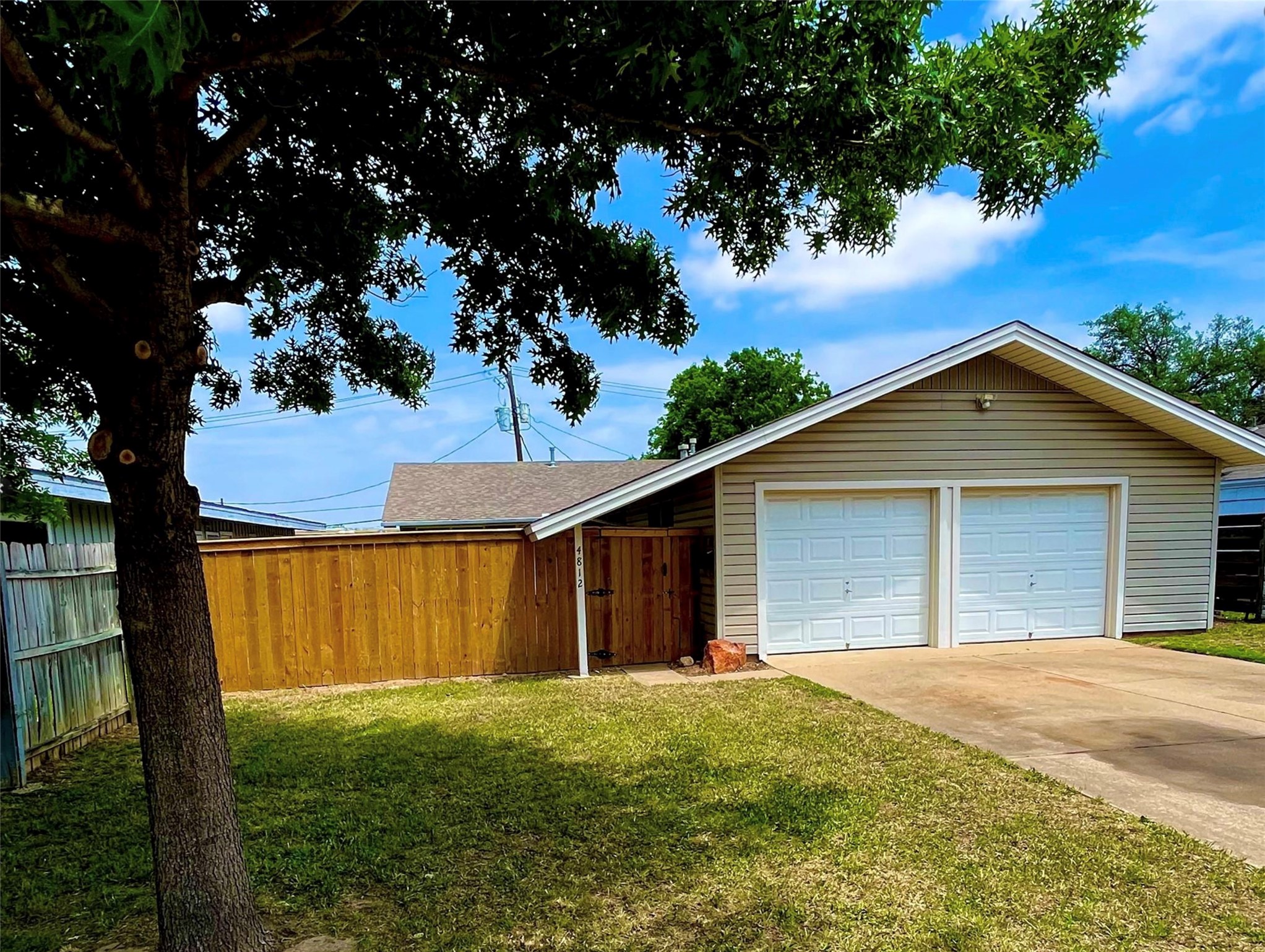 4814 Lovell Avenue Fort Worth TX 76107