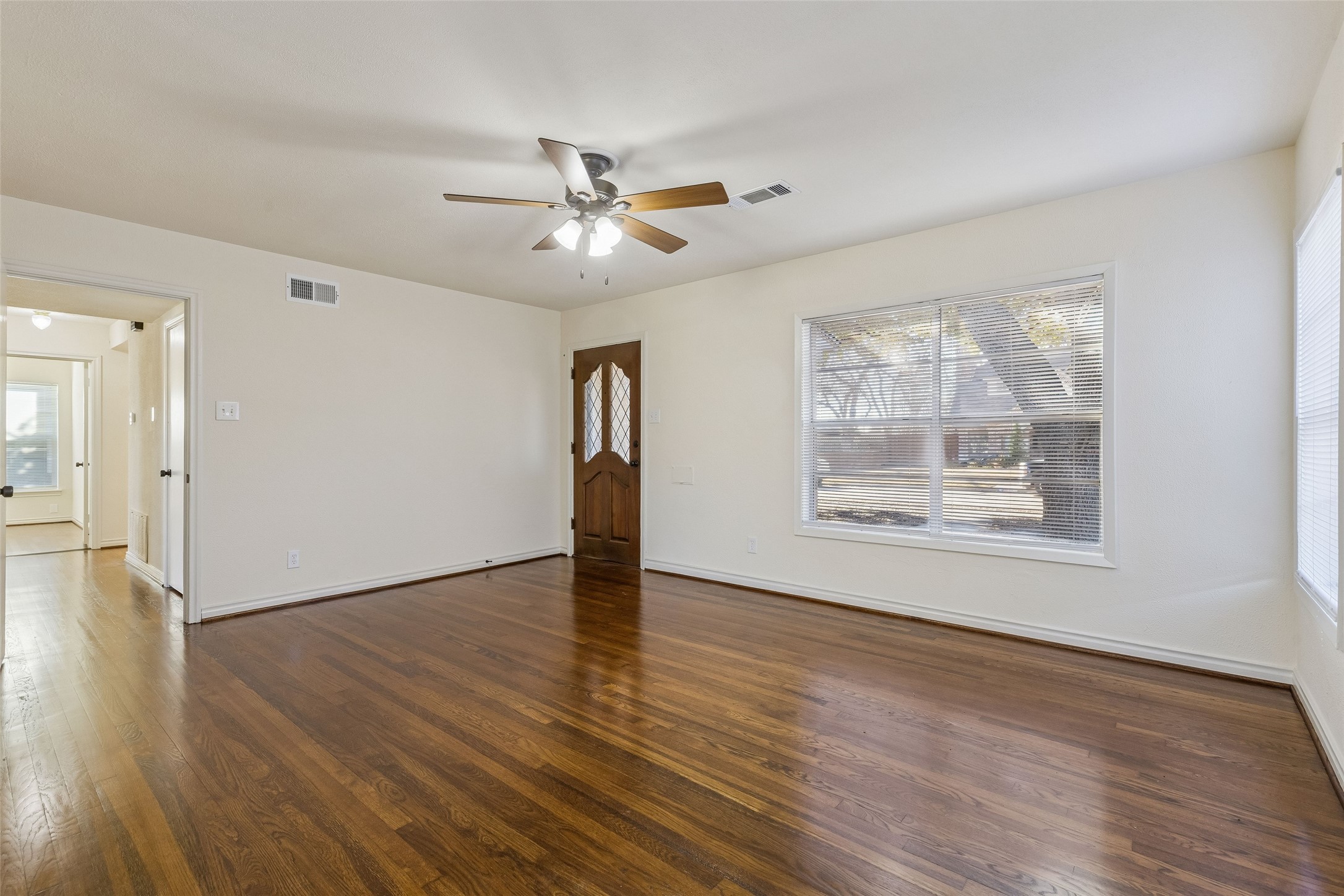 6341 Sudbury Drive Dallas TX 75214