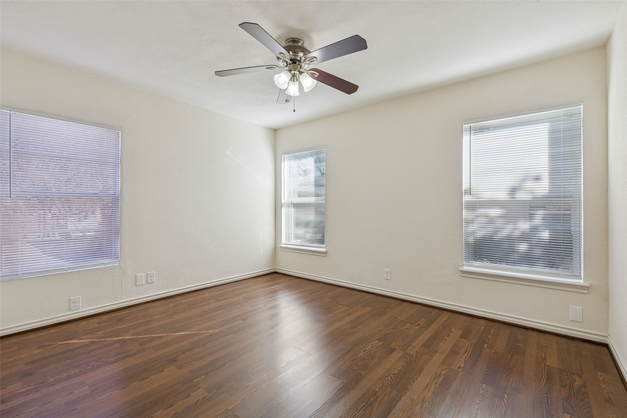6341 Sudbury Drive Dallas TX 75214