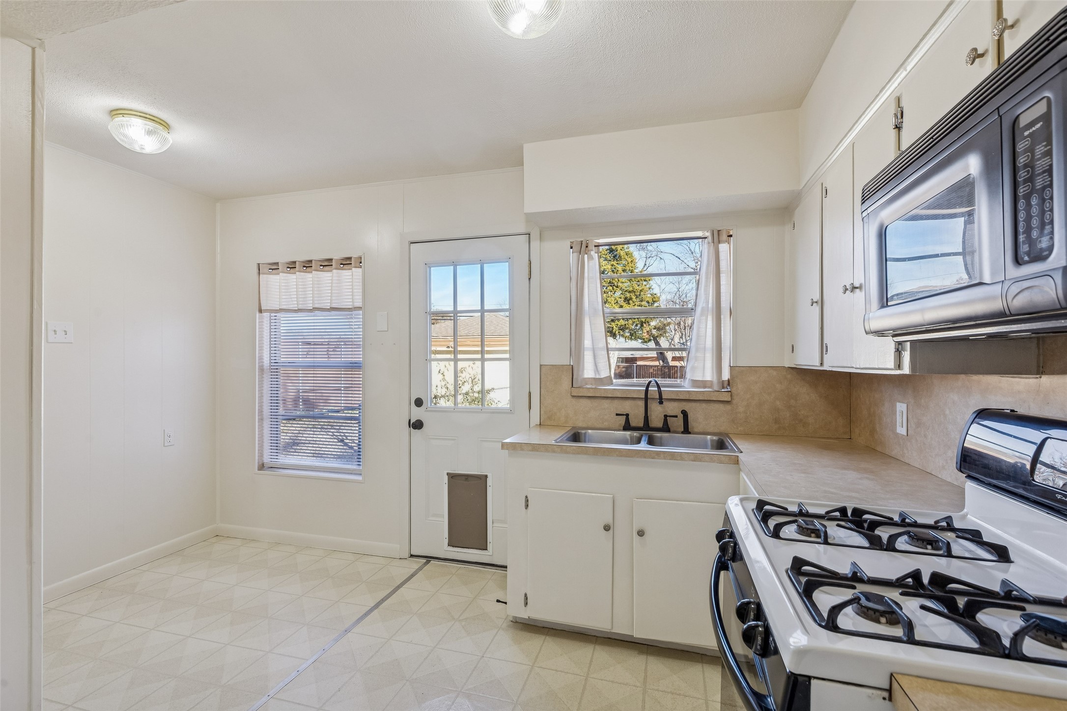 6341 Sudbury Drive Dallas TX 75214