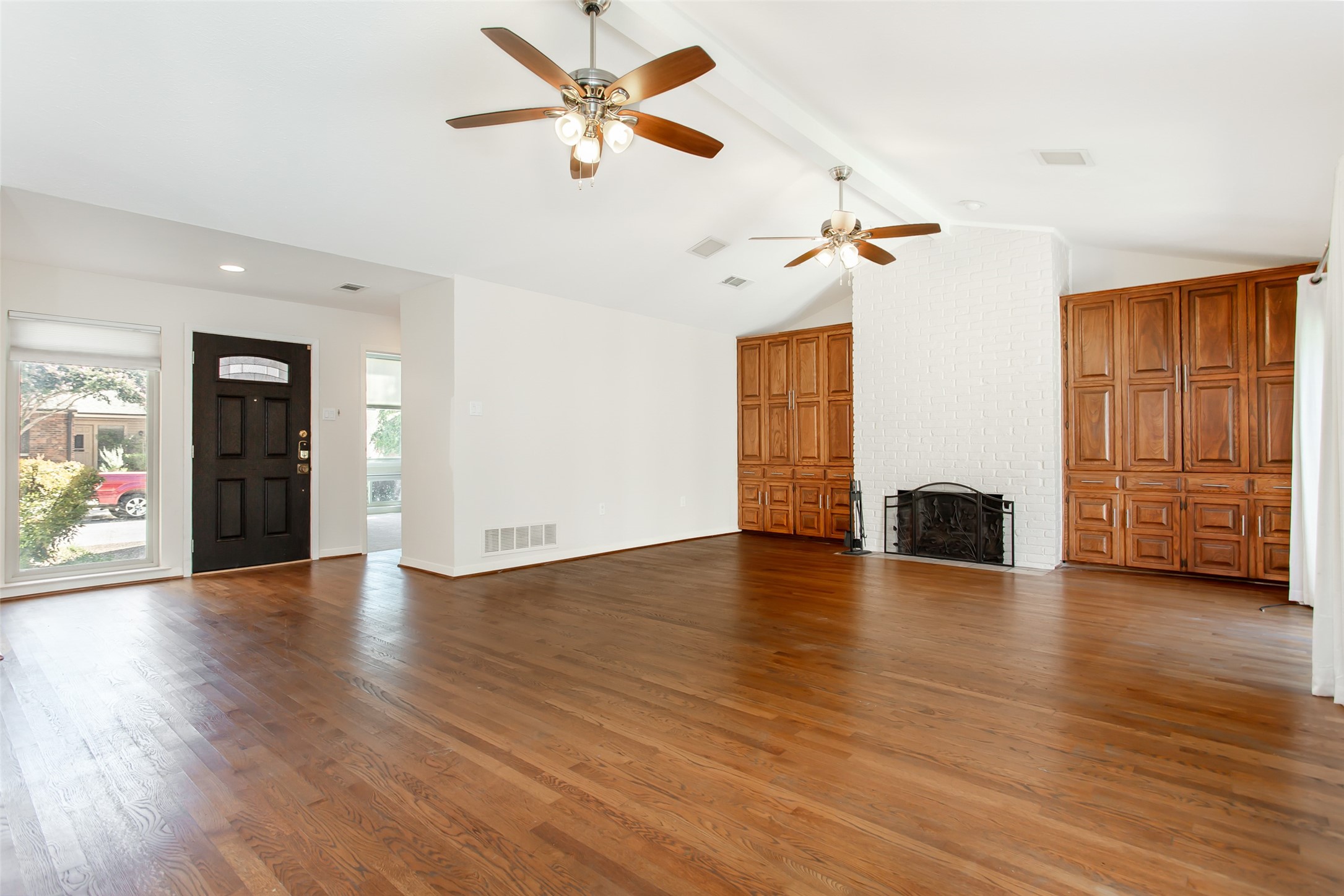 6807 Anglebluff Circle Dallas TX 75248