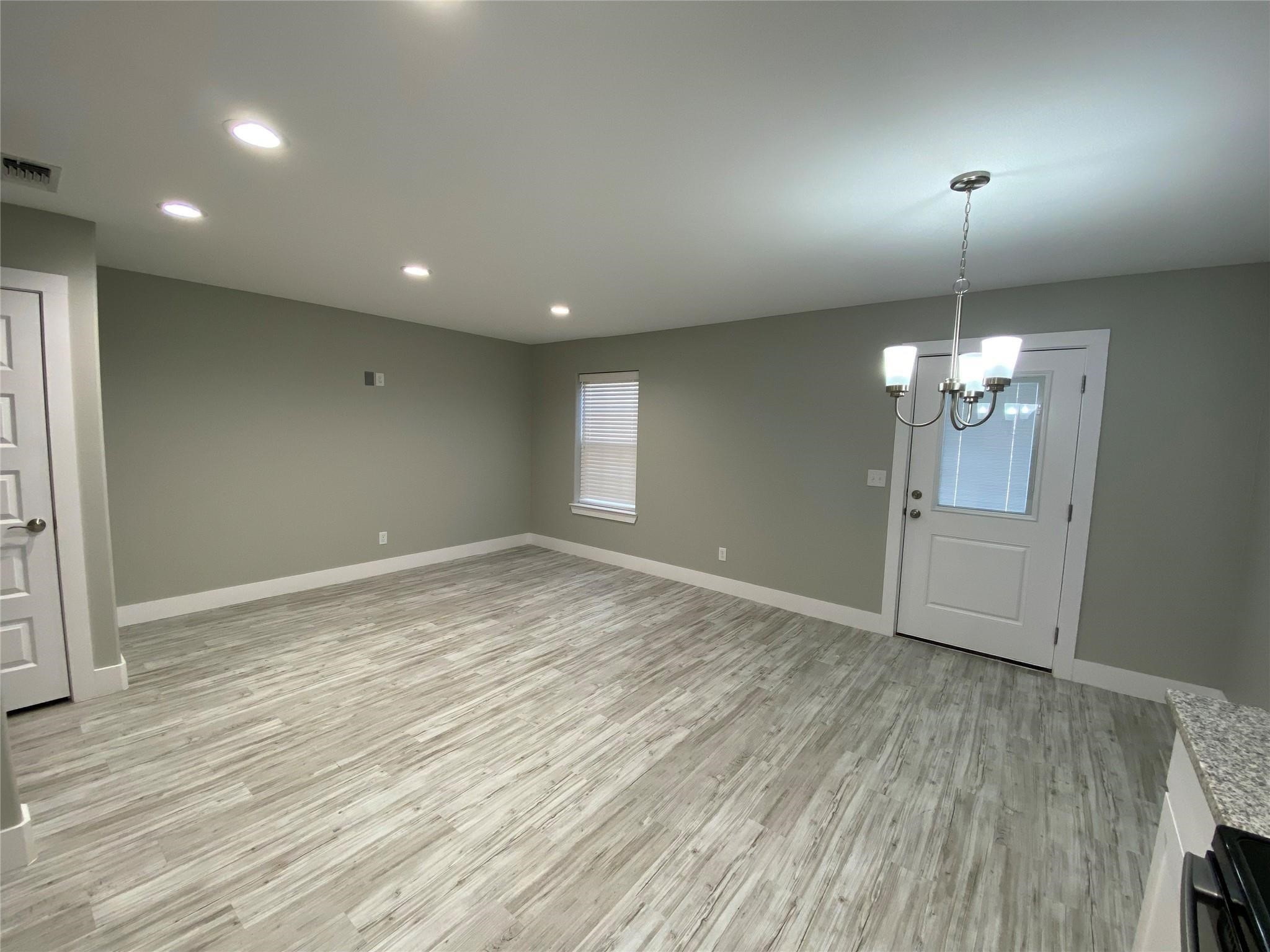 131 E Bond Street Denison TX 75021