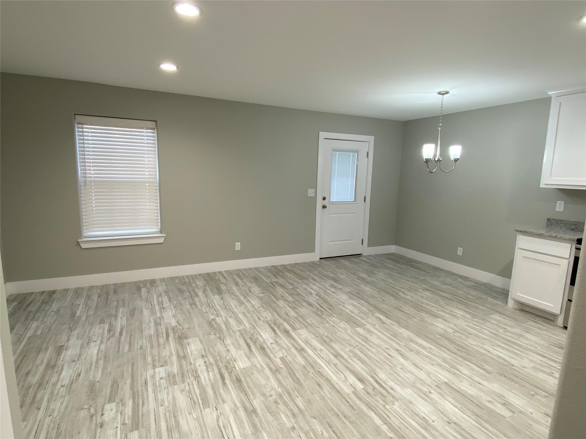 131 E Bond Street Denison TX 75021
