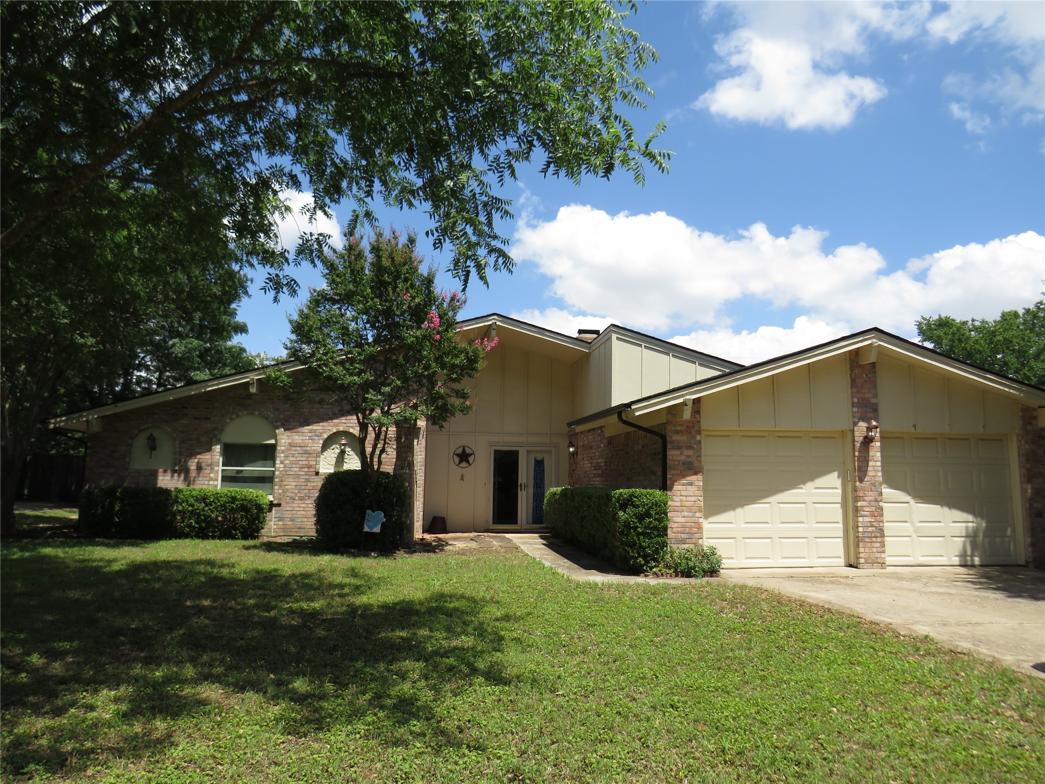 3308 Spring Valley Drive Bedford TX 76021