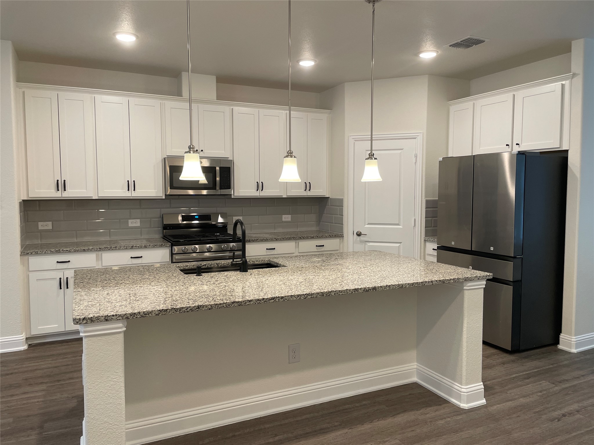 124 Peach Orchard Lane Euless TX 76040