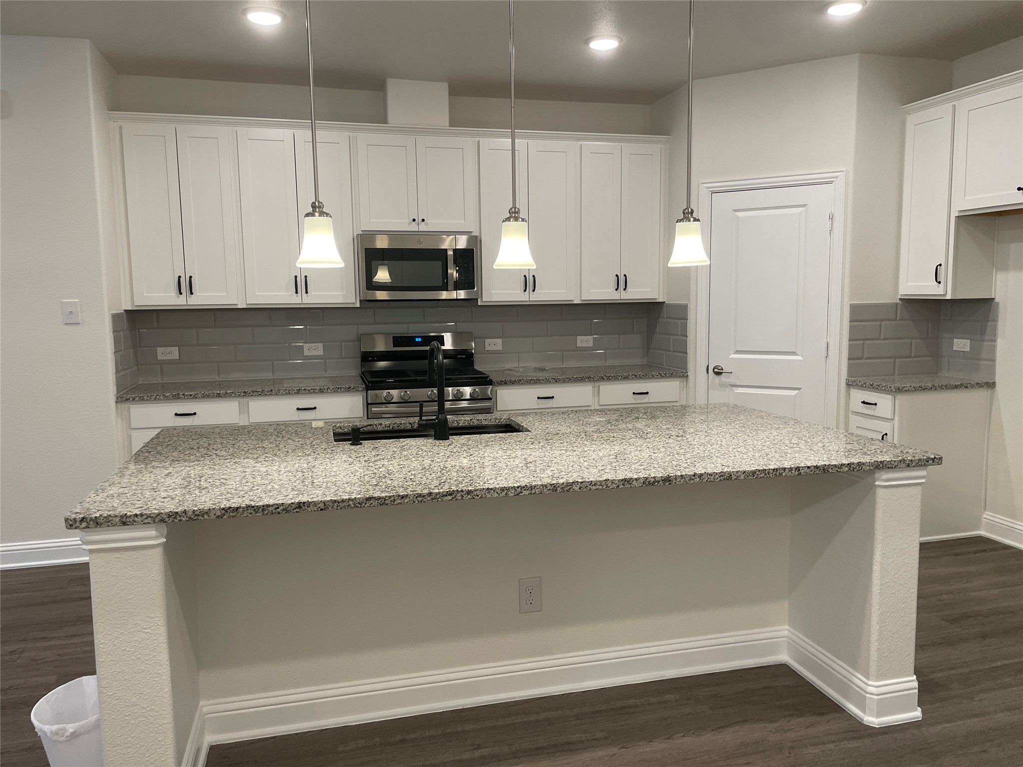124 Peach Orchard Lane Euless TX 76040