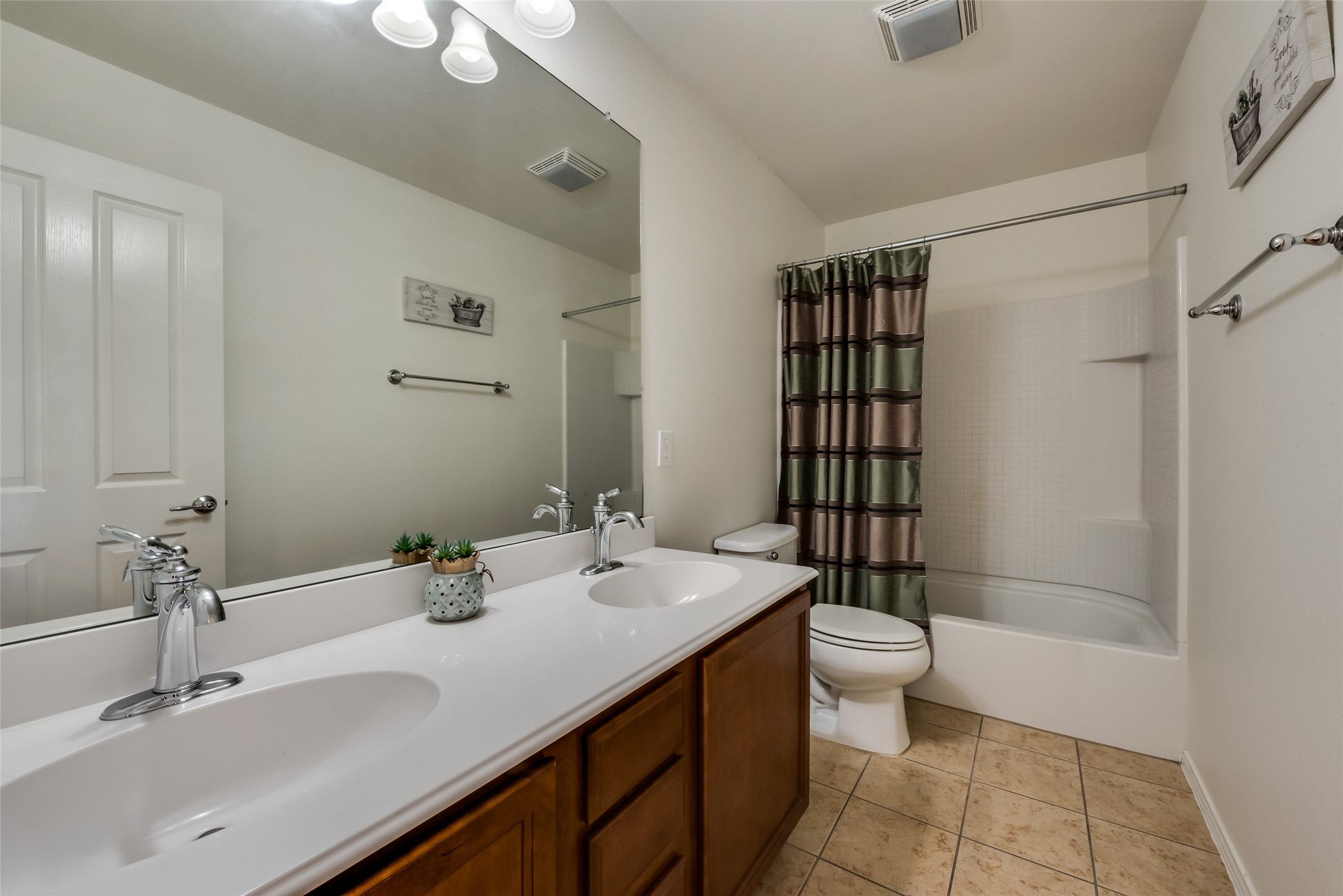 2613 Avenel Court Fort Worth TX 76177