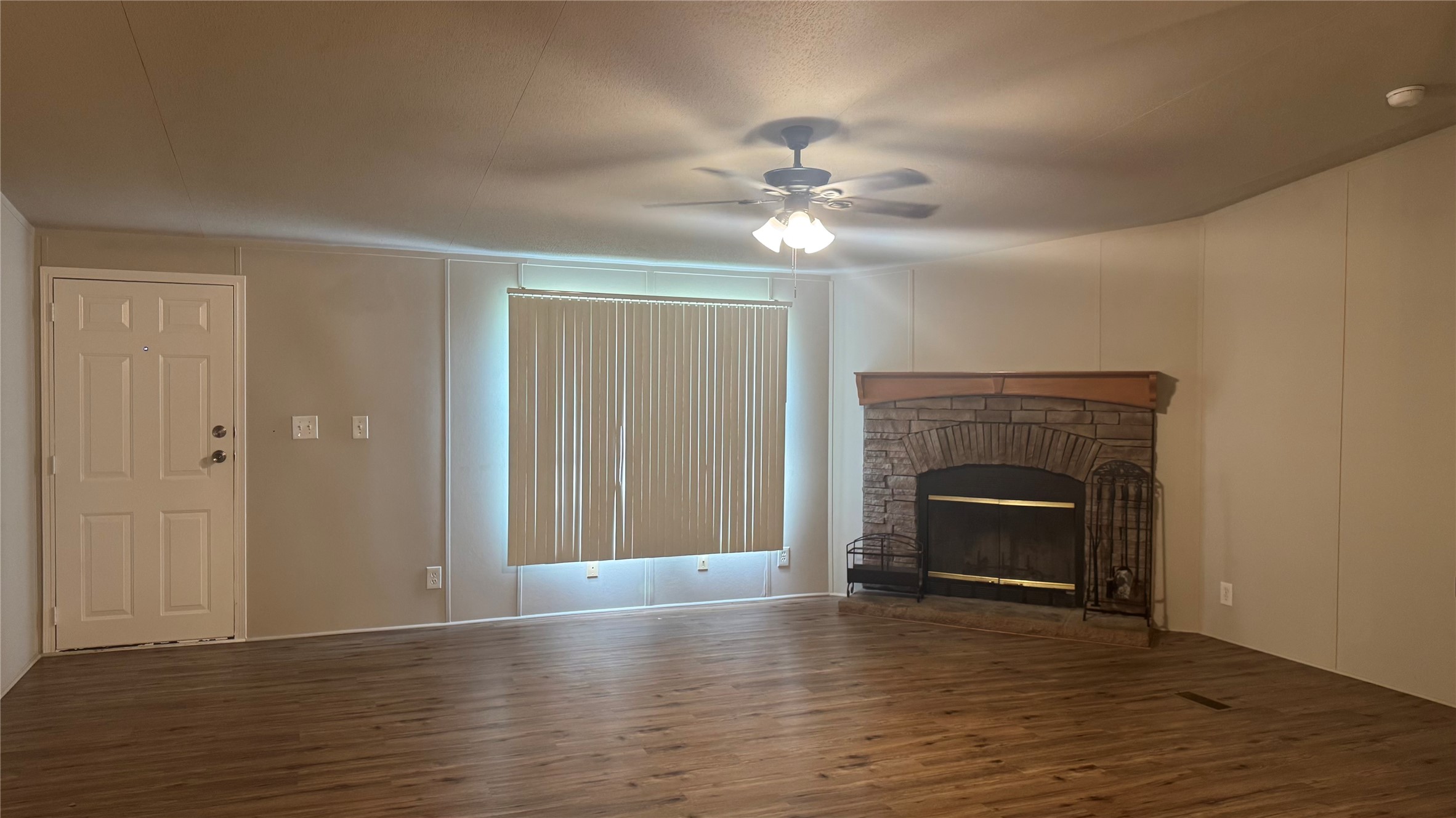 1025 Ira Ward Lane Gainesville TX 76240