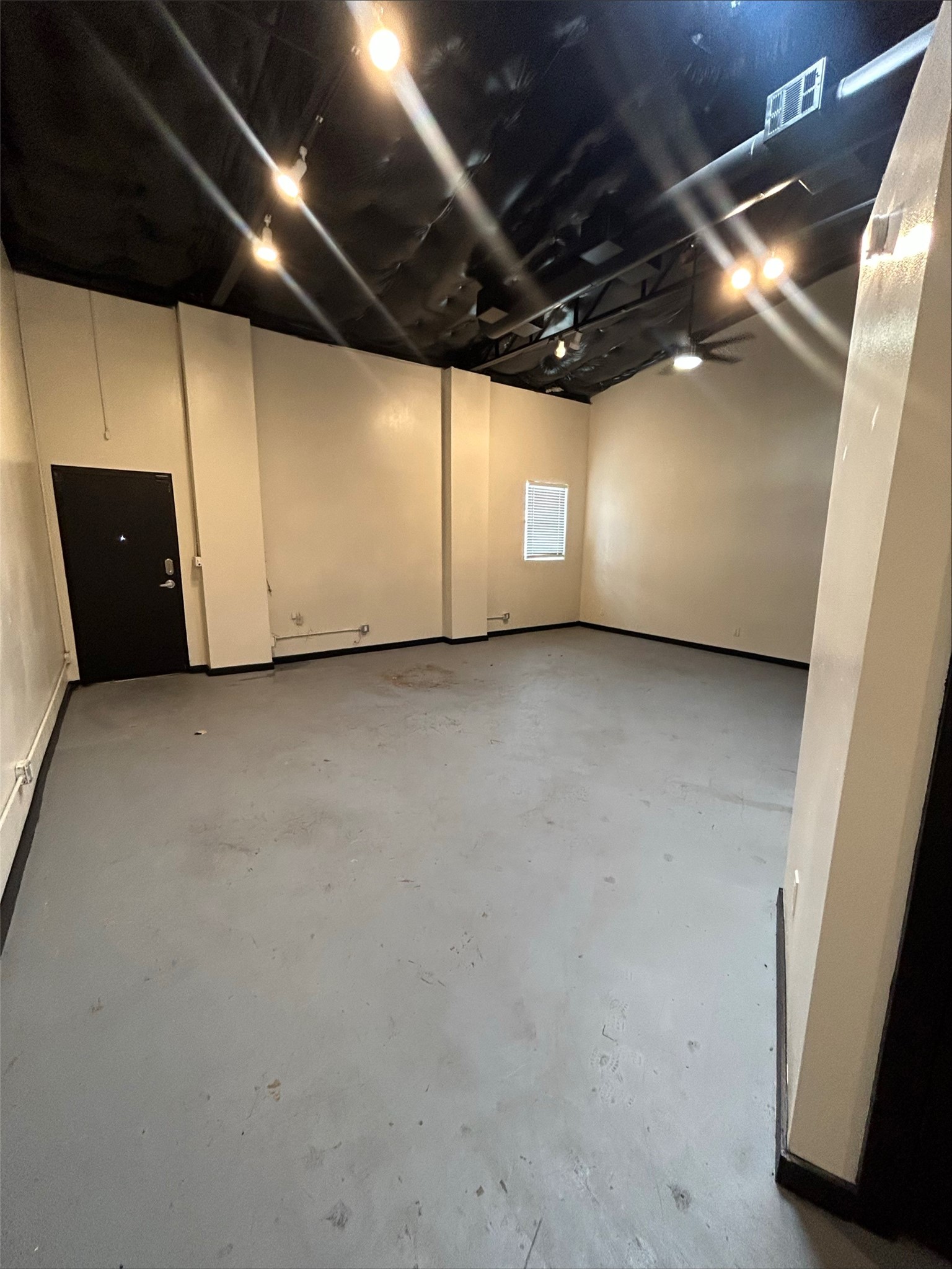 2007 S Ervay Street Dallas TX 75215