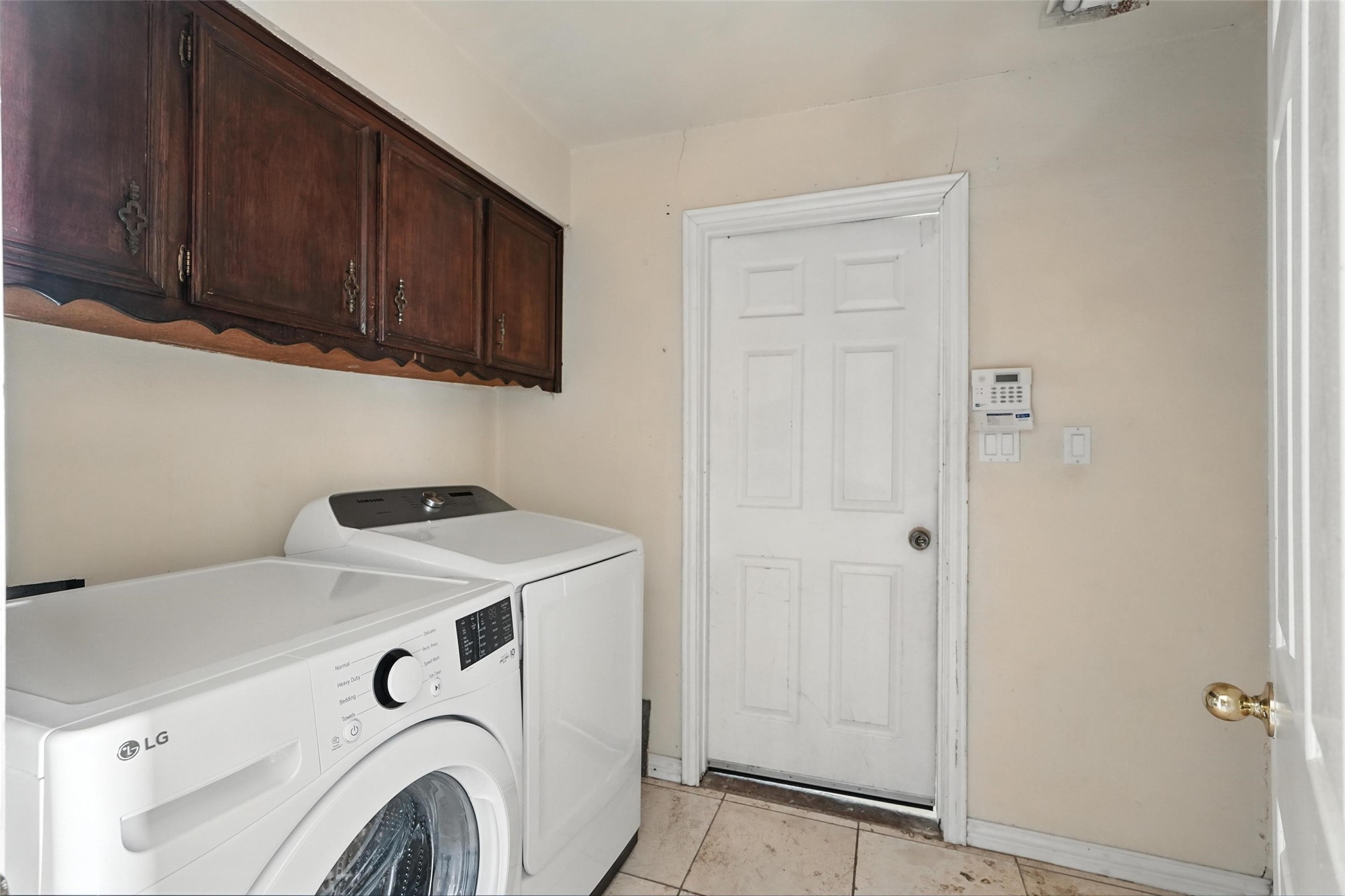 2411 Meadow Creek Drive Carrollton TX 75006