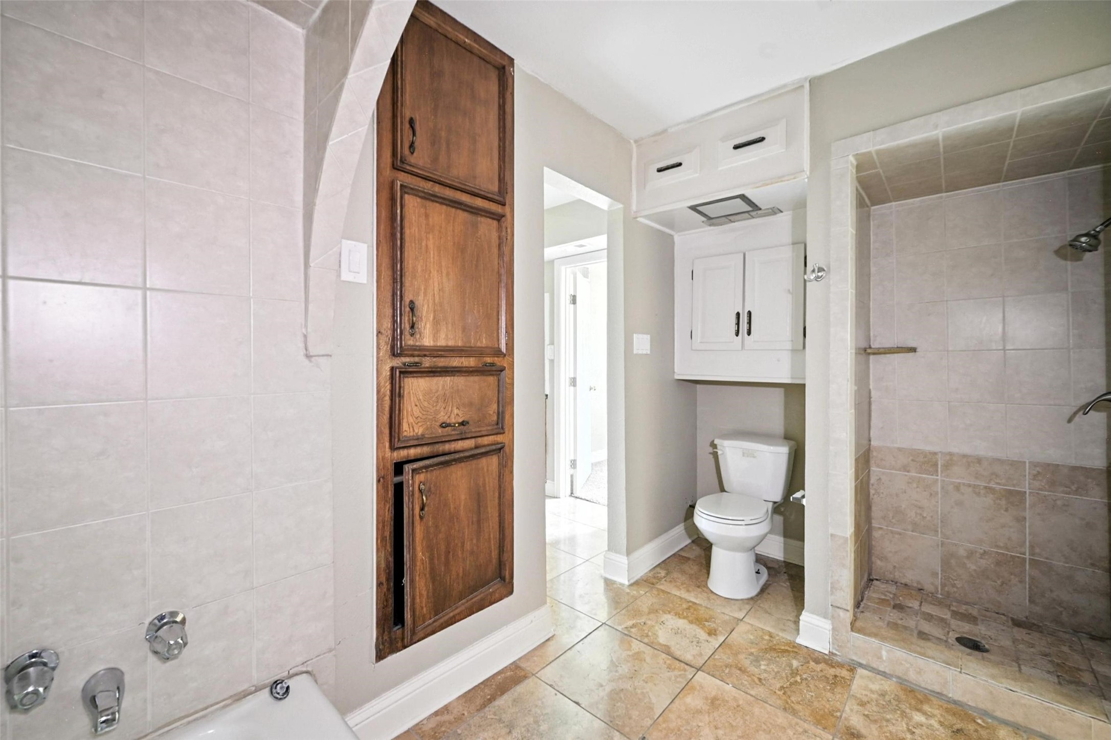 2411 Meadow Creek Drive Carrollton TX 75006