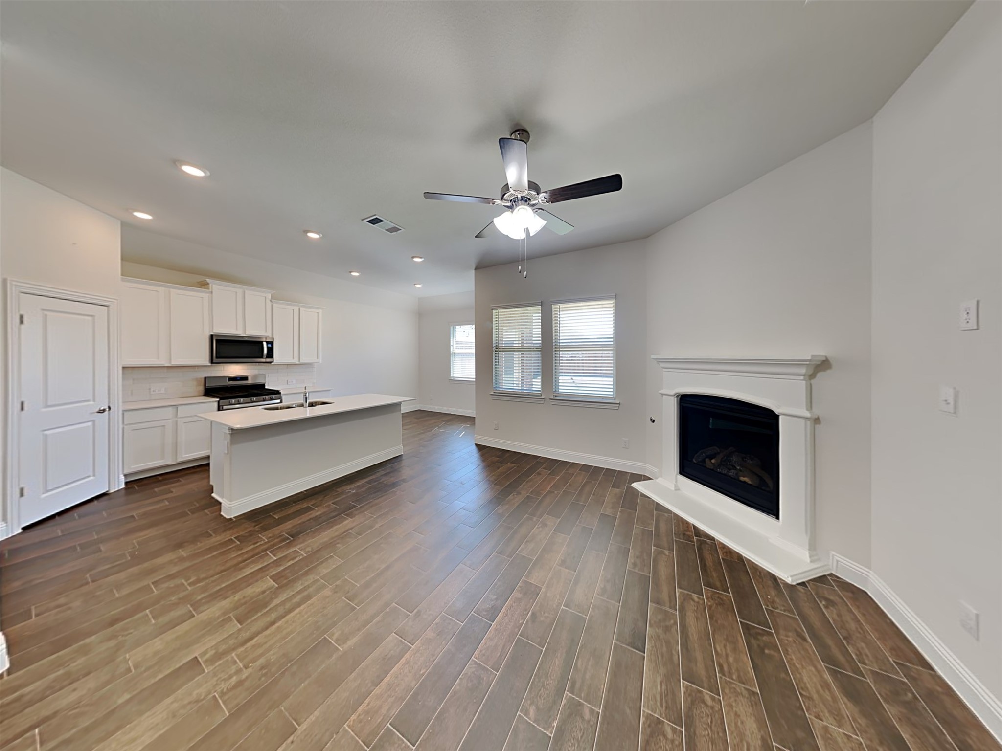 11136 Canyon Mine Drive Aubrey TX 76227