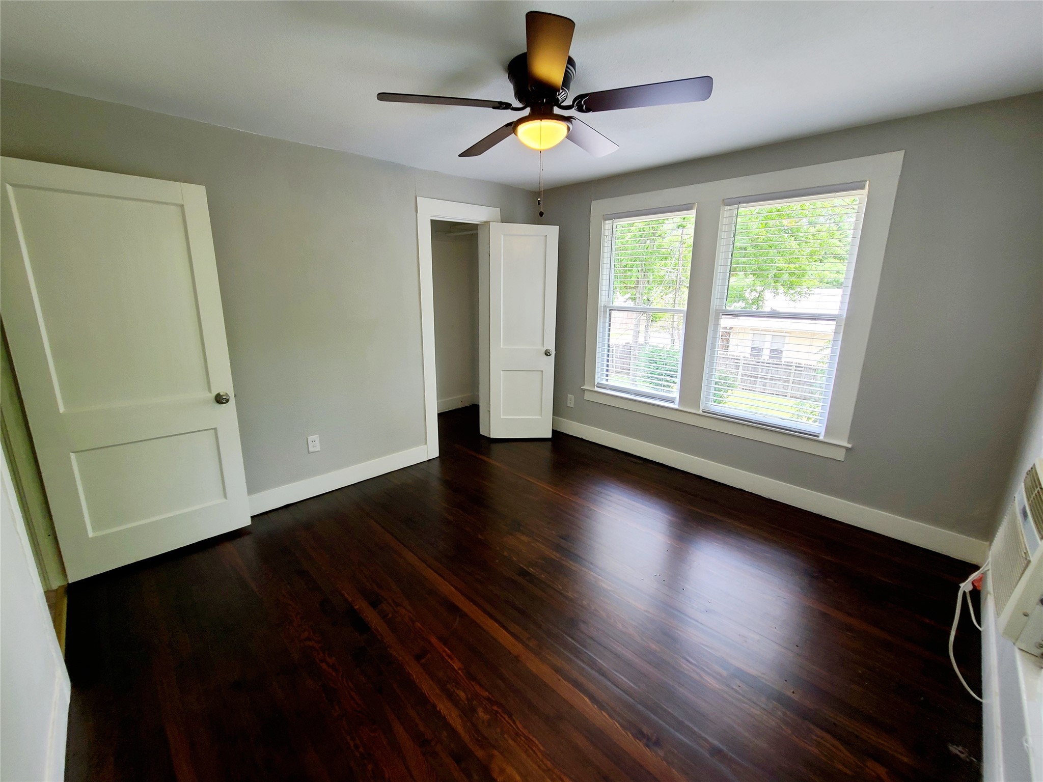 5734 Worth Street Dallas TX 75214