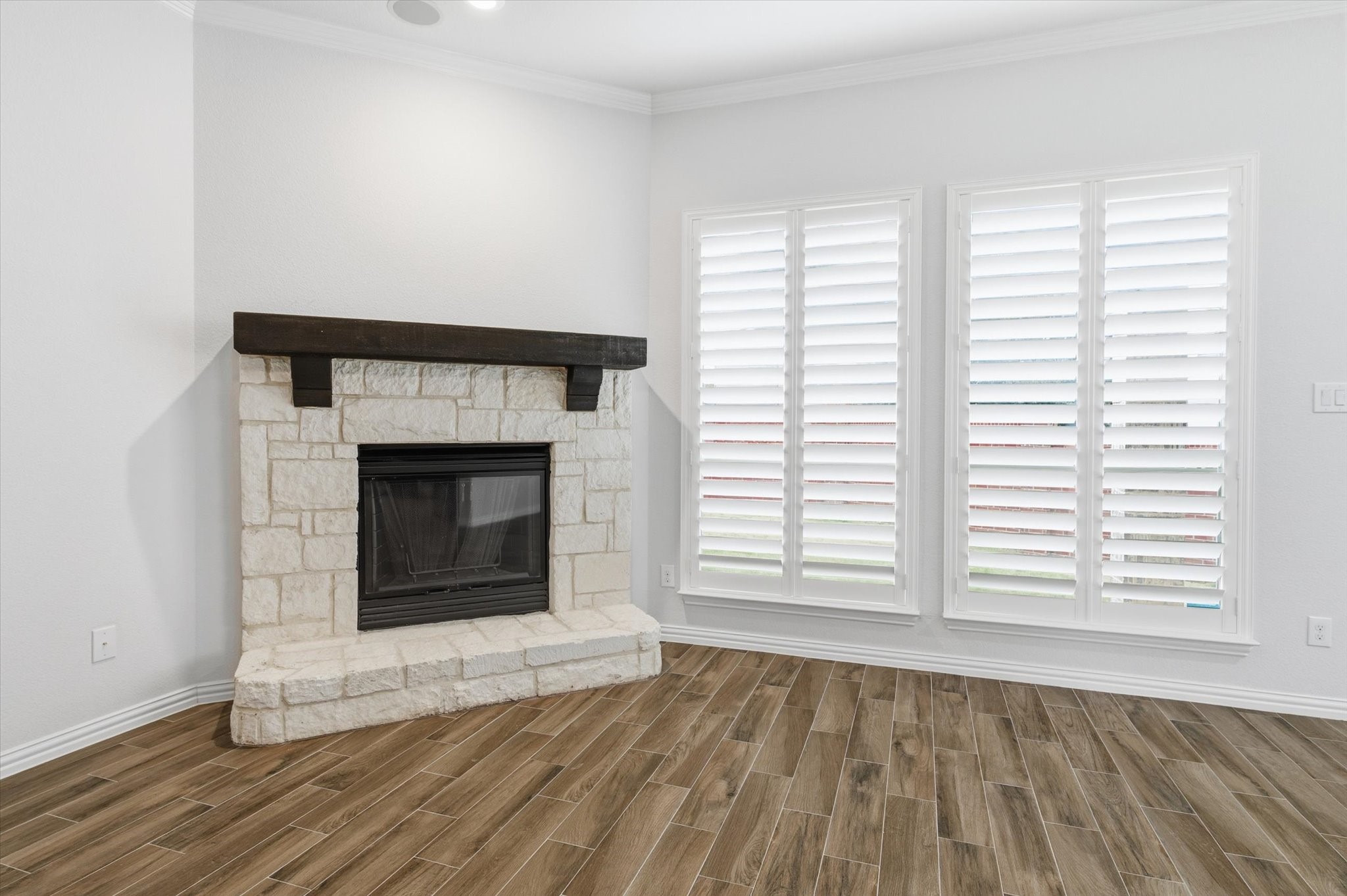 5805 Canyon Oaks Lane Fort Worth TX 76137