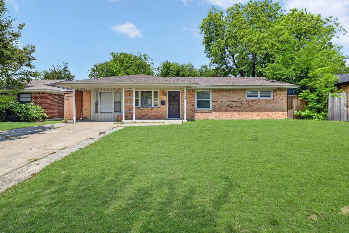 2539 Hillsboro Avenue Dallas TX 75228