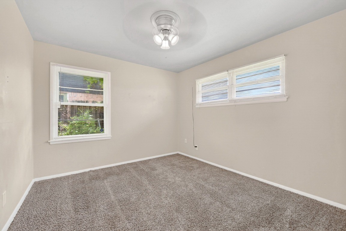 2539 Hillsboro Avenue Dallas TX 75228