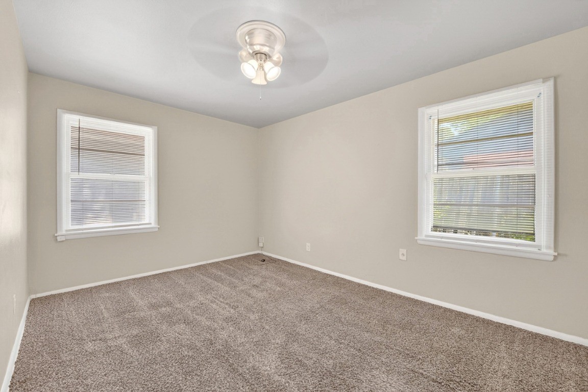 2539 Hillsboro Avenue Dallas TX 75228