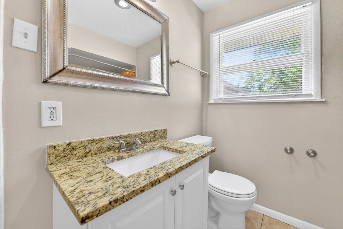 2539 Hillsboro Avenue Dallas TX 75228