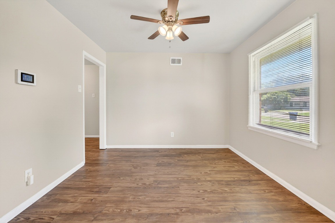 2539 Hillsboro Avenue Dallas TX 75228