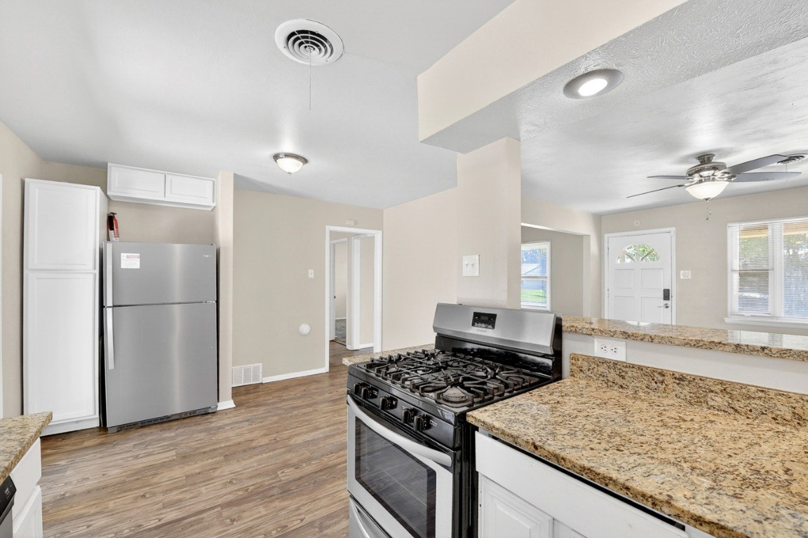 2539 Hillsboro Avenue Dallas TX 75228