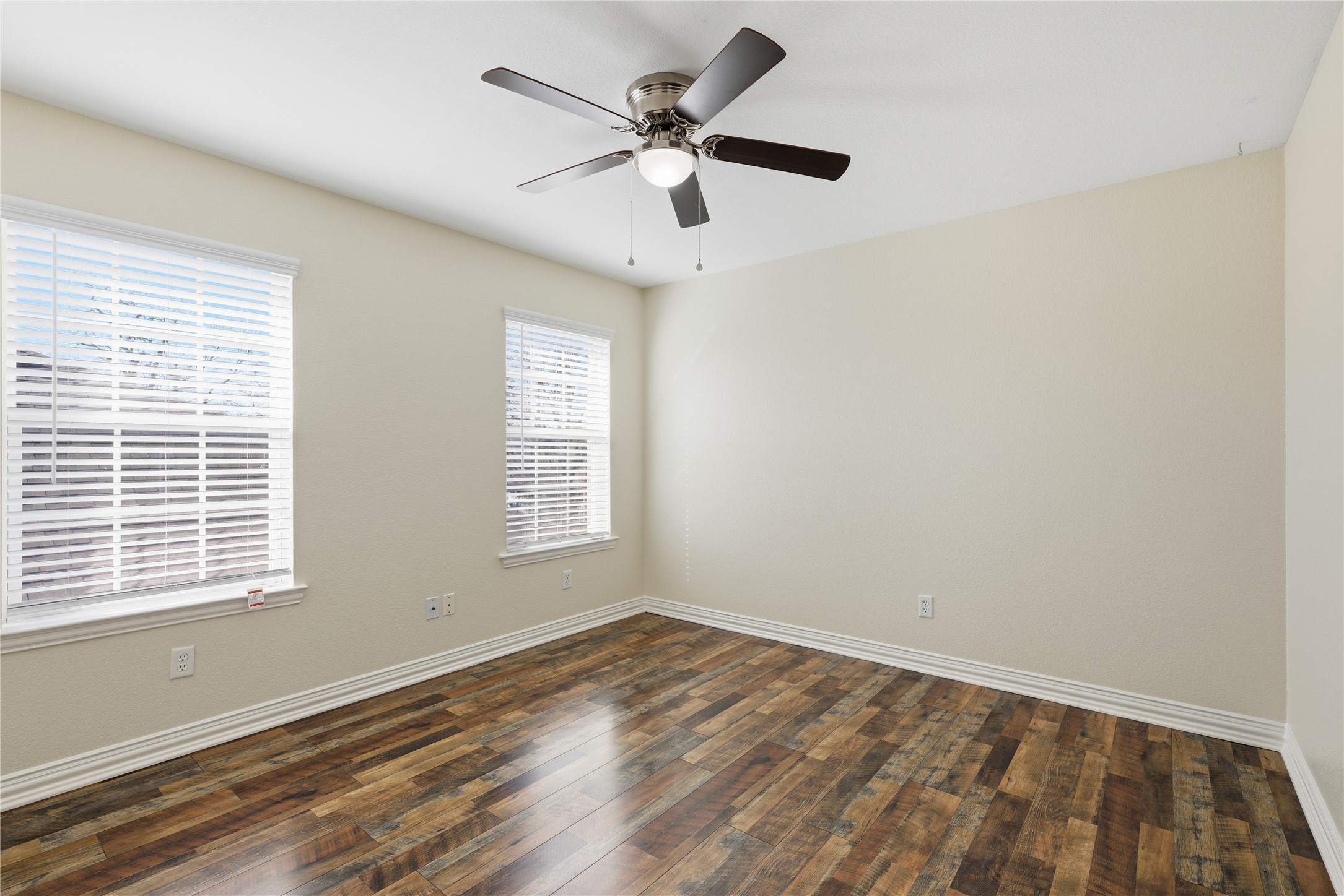 609 E Mcgee Street Sherman TX 75090