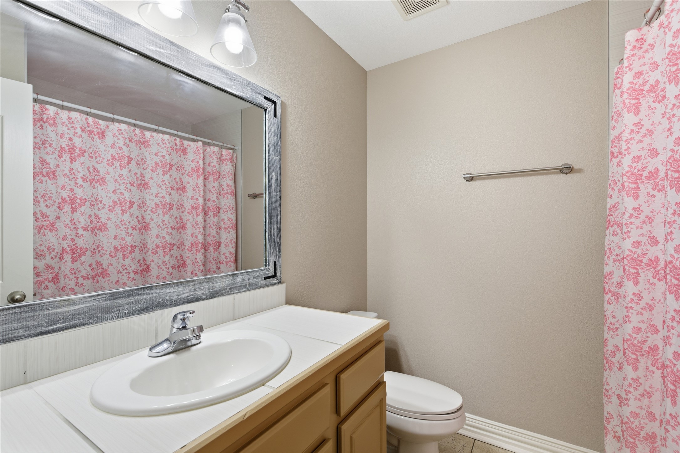 609 E Mcgee Street Sherman TX 75090