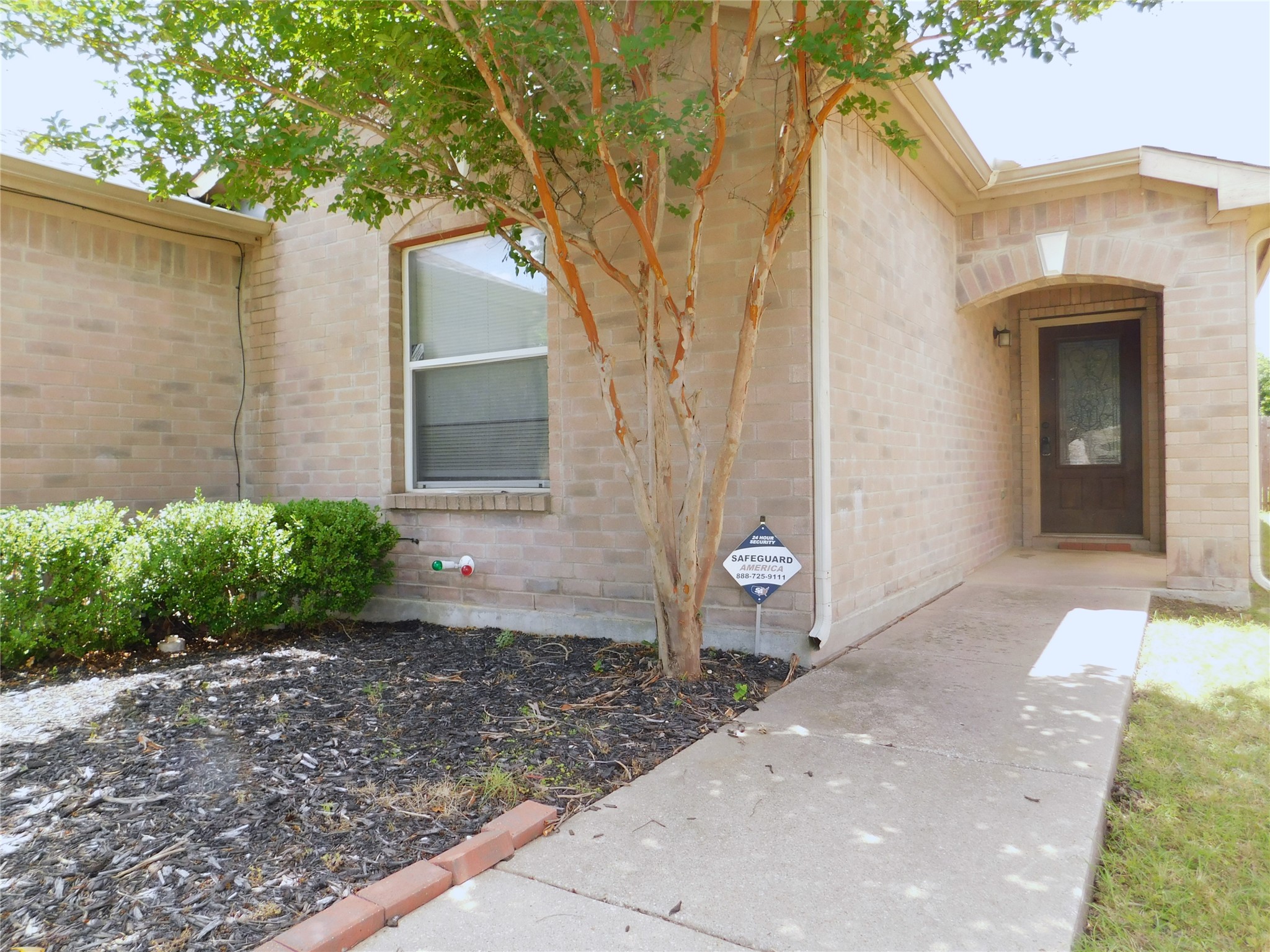 1648 Crown Point Drive Little Elm TX 75036