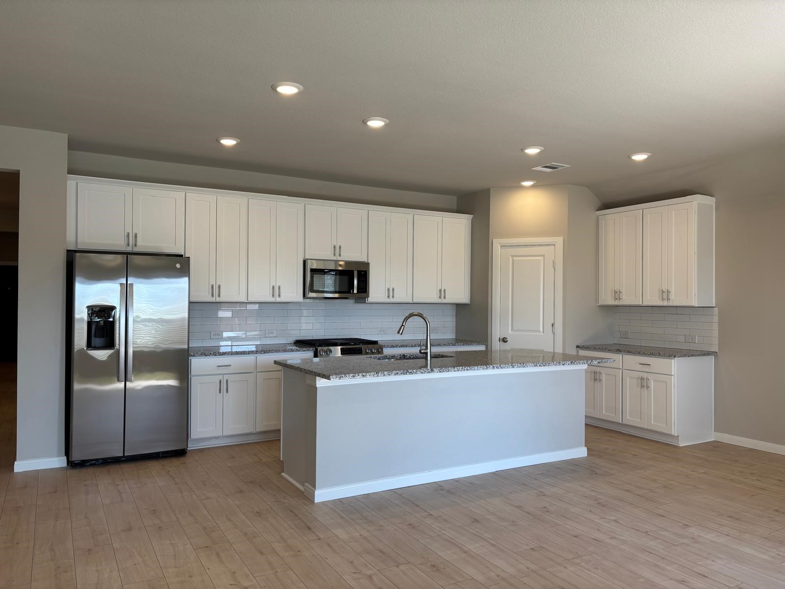 1444 Indian Mallow Lane Justin TX 76247