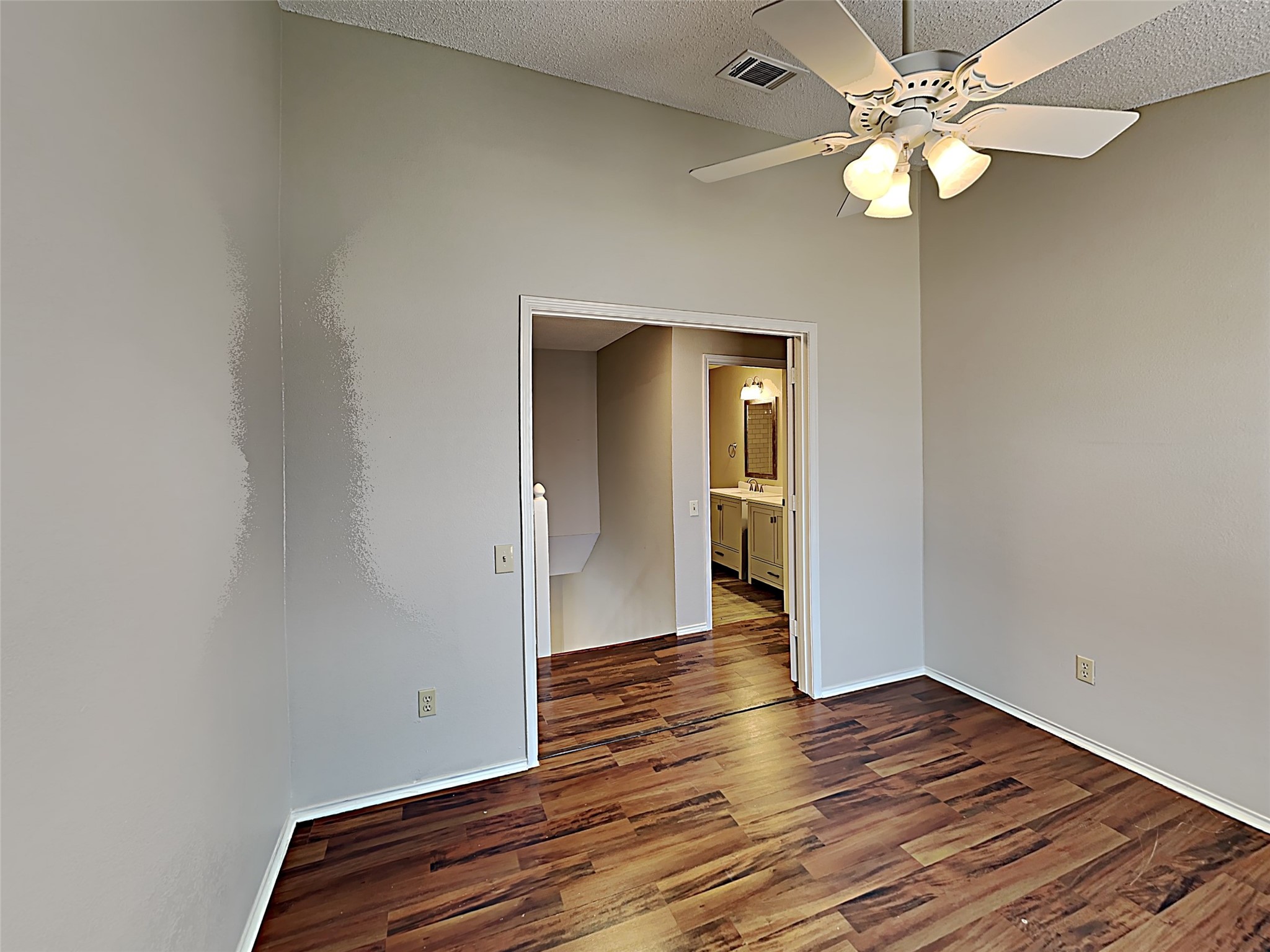 2508 Creekwood Lane Fort Worth TX 76123