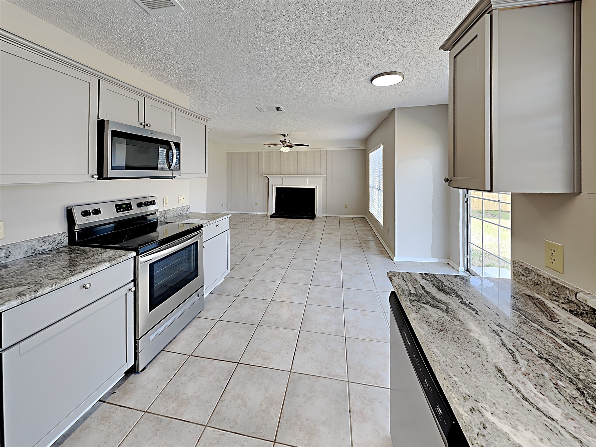 2508 Creekwood Lane Fort Worth TX 76123