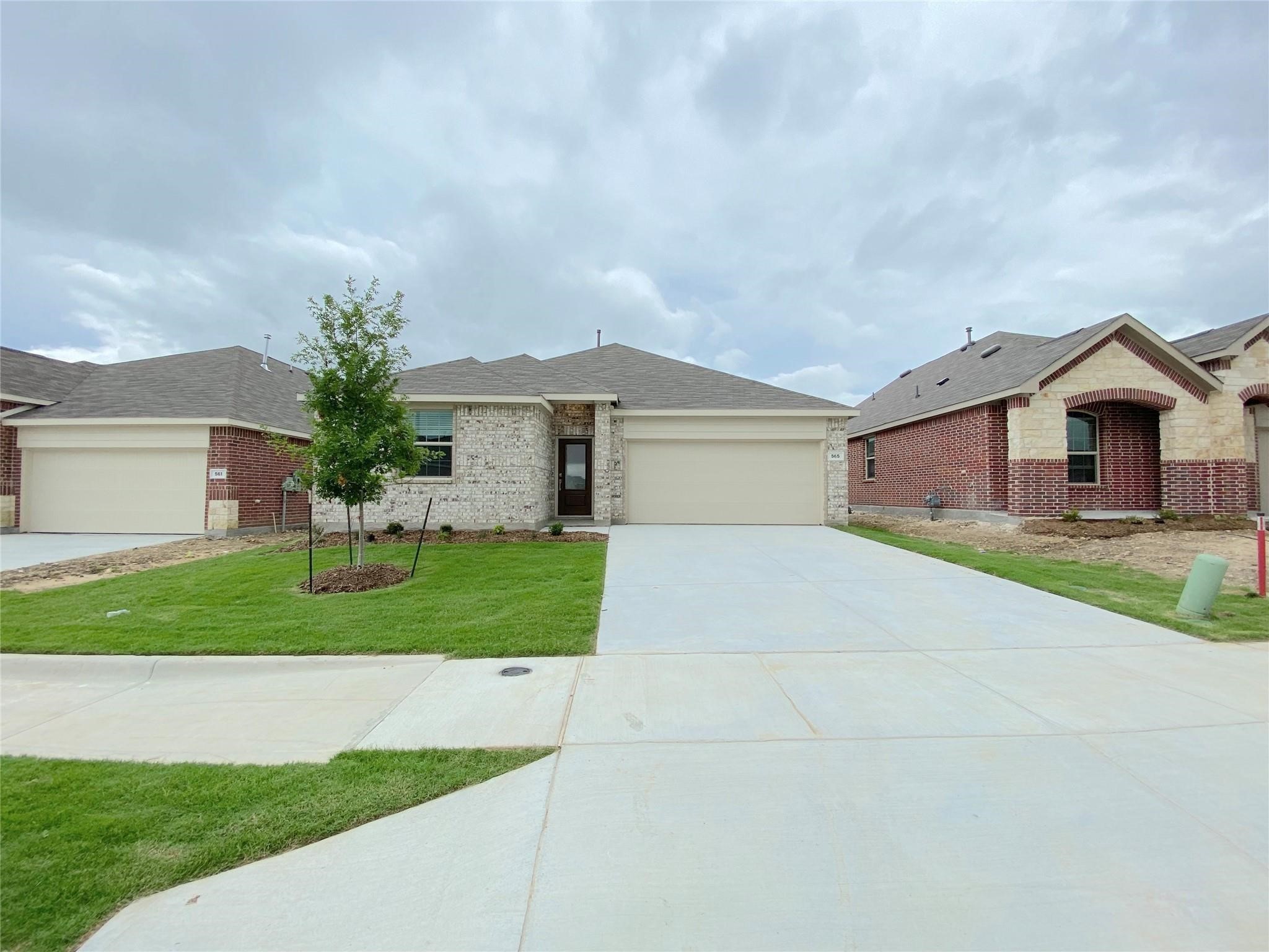 565 Pueblo Bonito Trail Fort Worth TX 76052