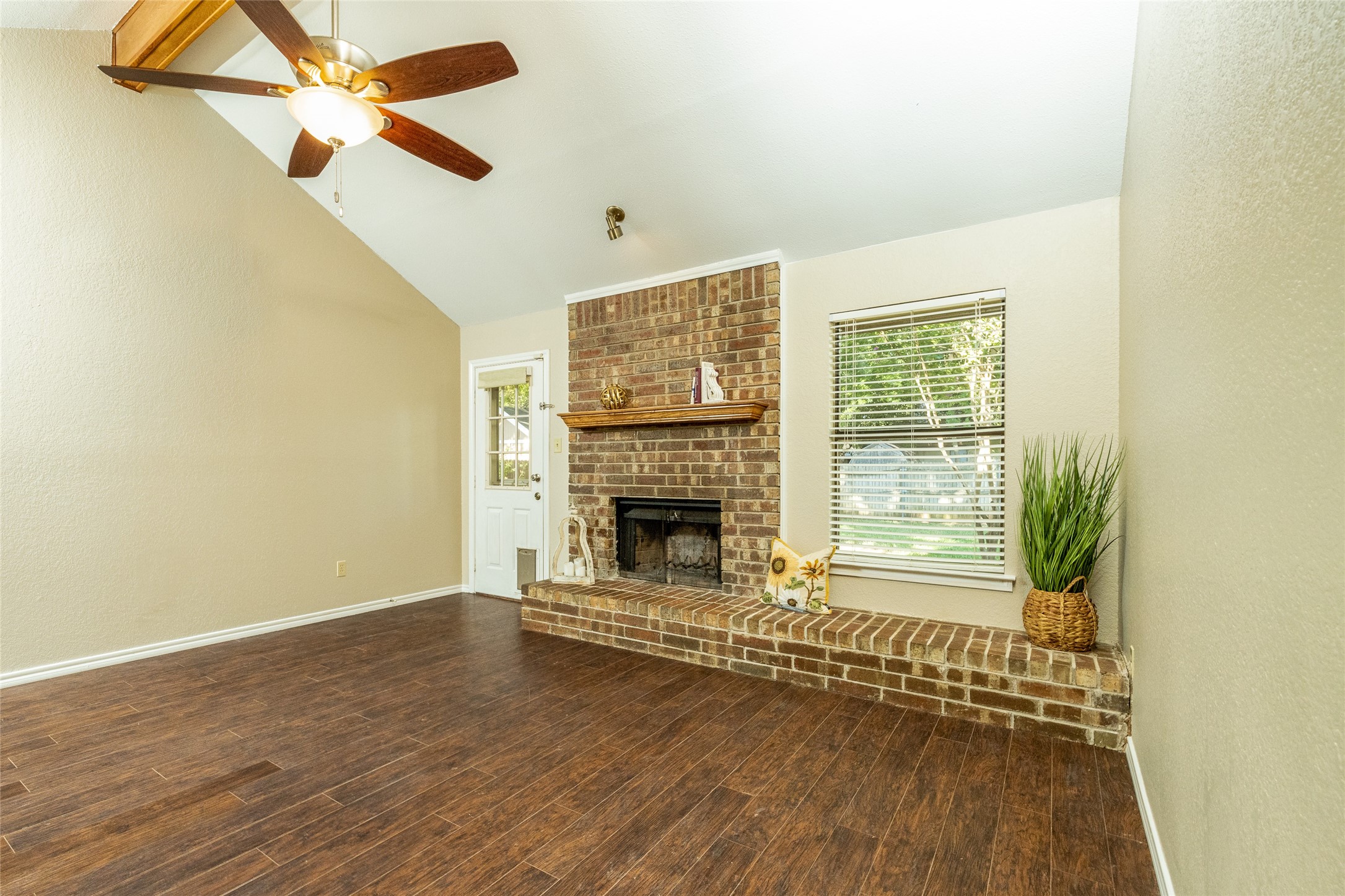 2403 Bayberry Lane Euless TX 76039