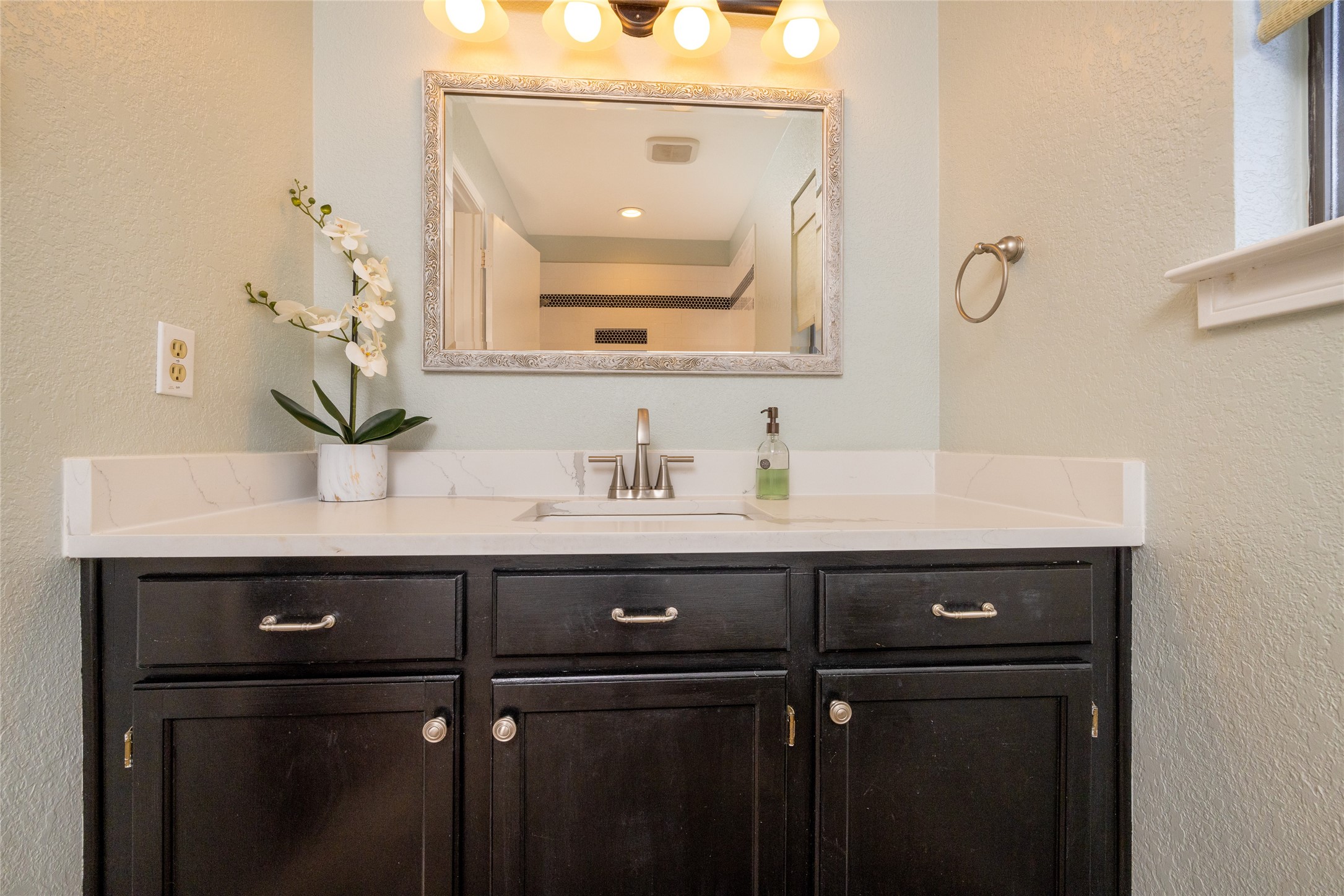 2403 Bayberry Lane Euless TX 76039