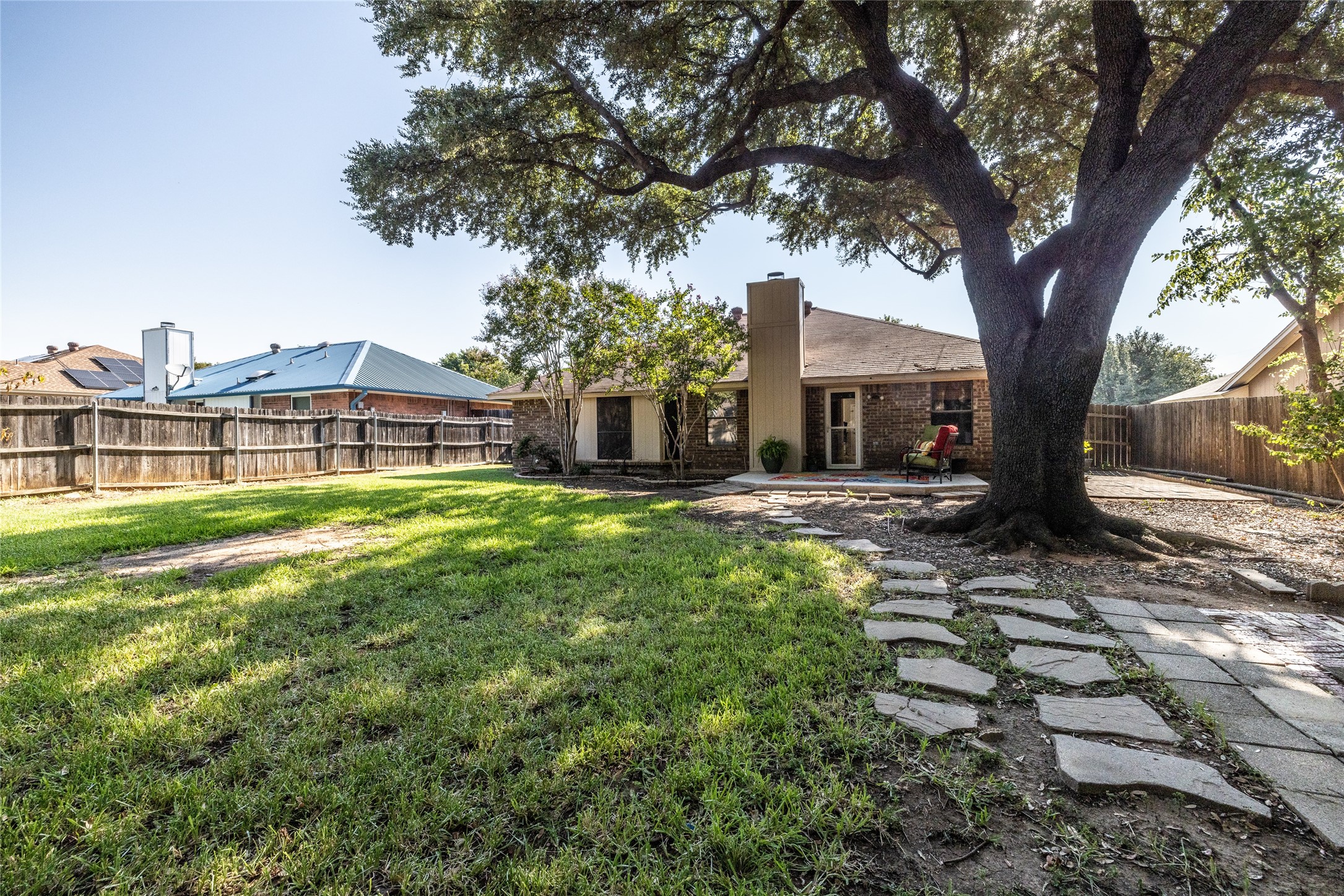 2403 Bayberry Lane Euless TX 76039