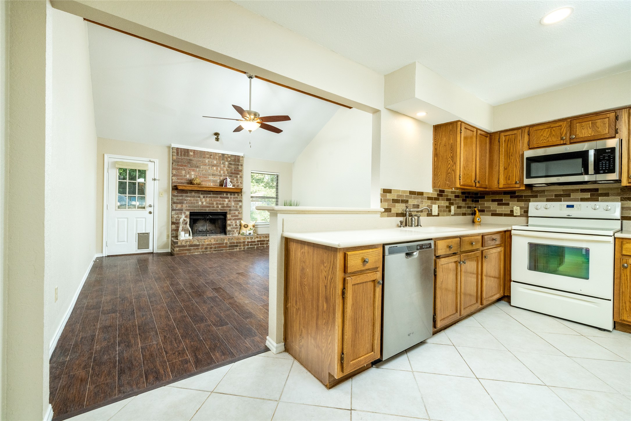 2403 Bayberry Lane Euless TX 76039