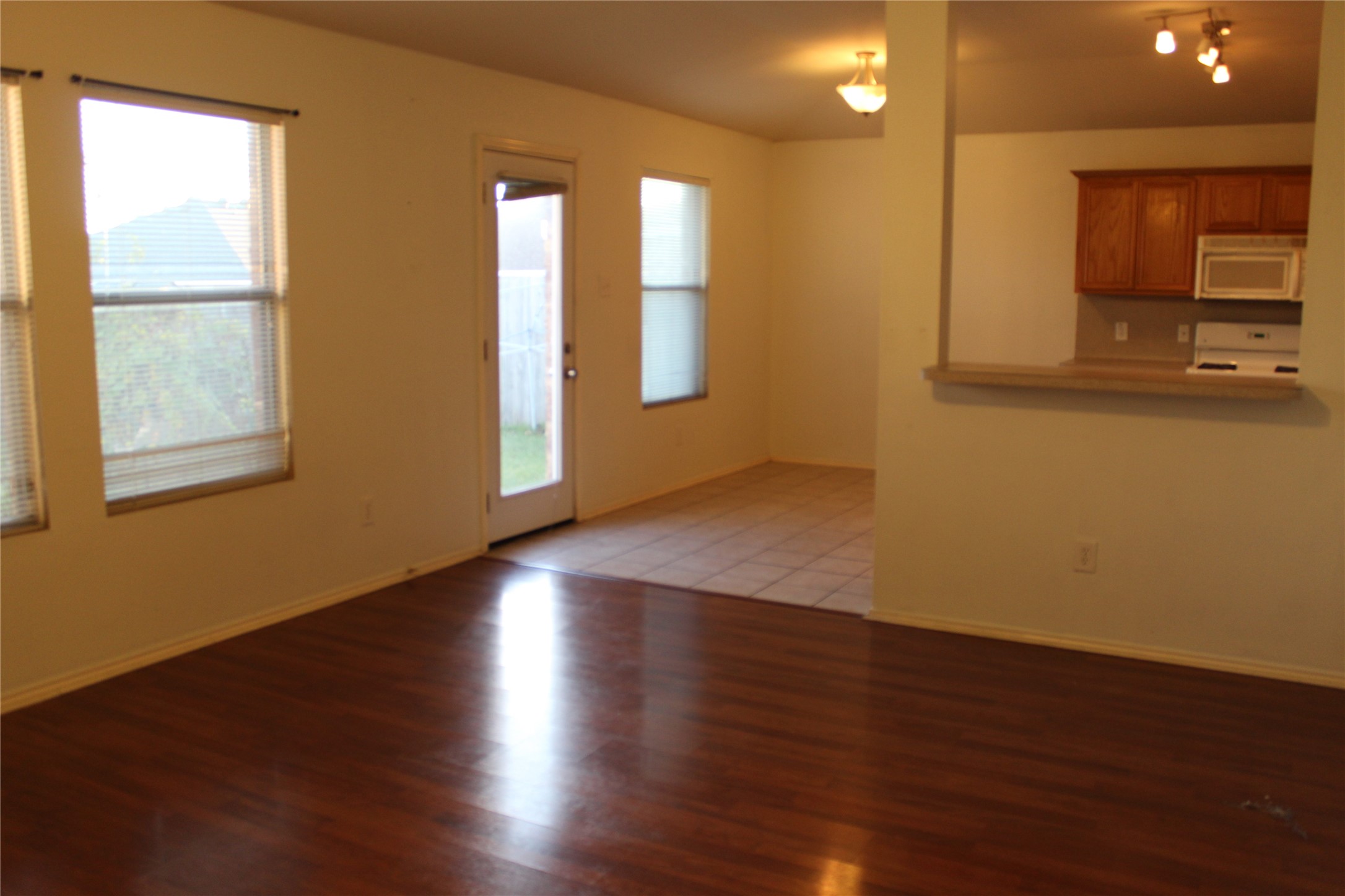 508 Quartz Street Arlington TX 76002