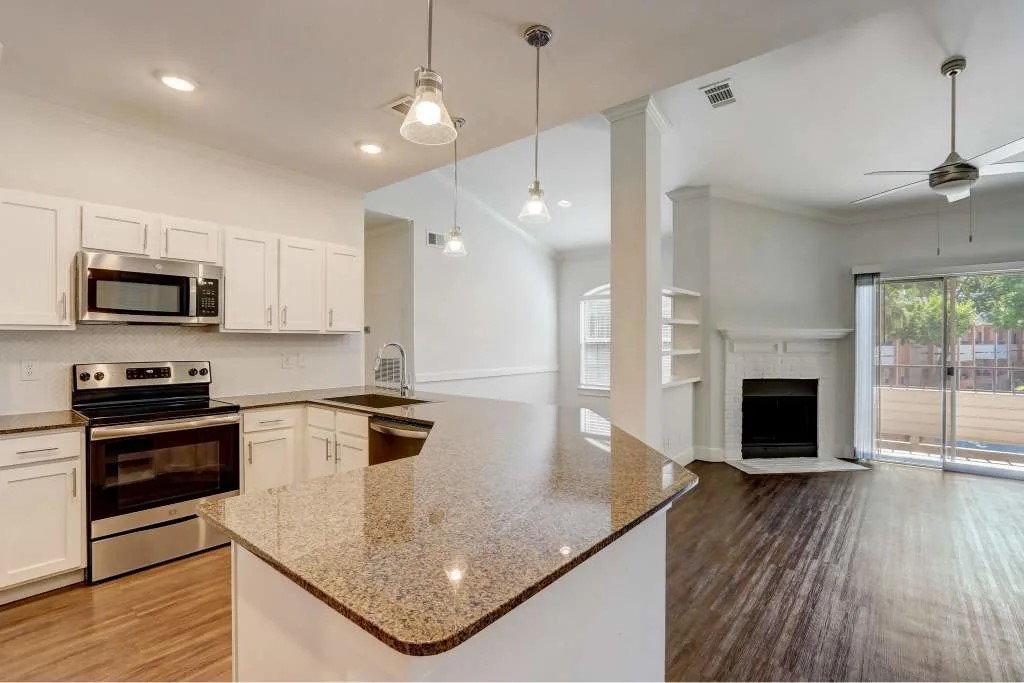 17250 Knoll Trail Drive Dallas TX 75248