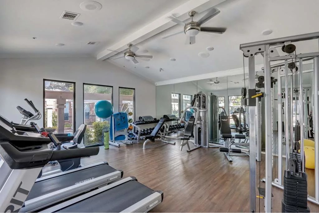 17250 Knoll Trail Drive Dallas TX 75248