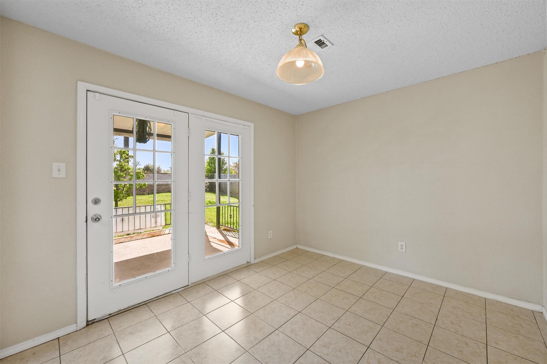 6632 Canyon Oak Drive Fort Worth TX 76112