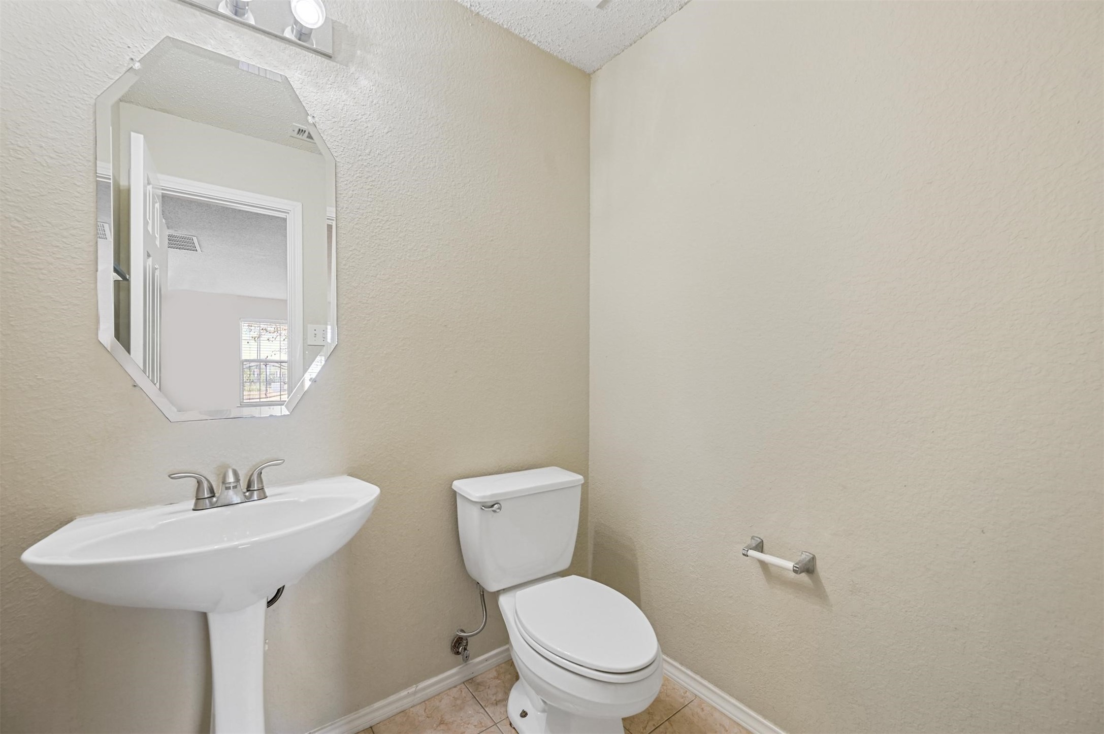 6632 Canyon Oak Drive Fort Worth TX 76112