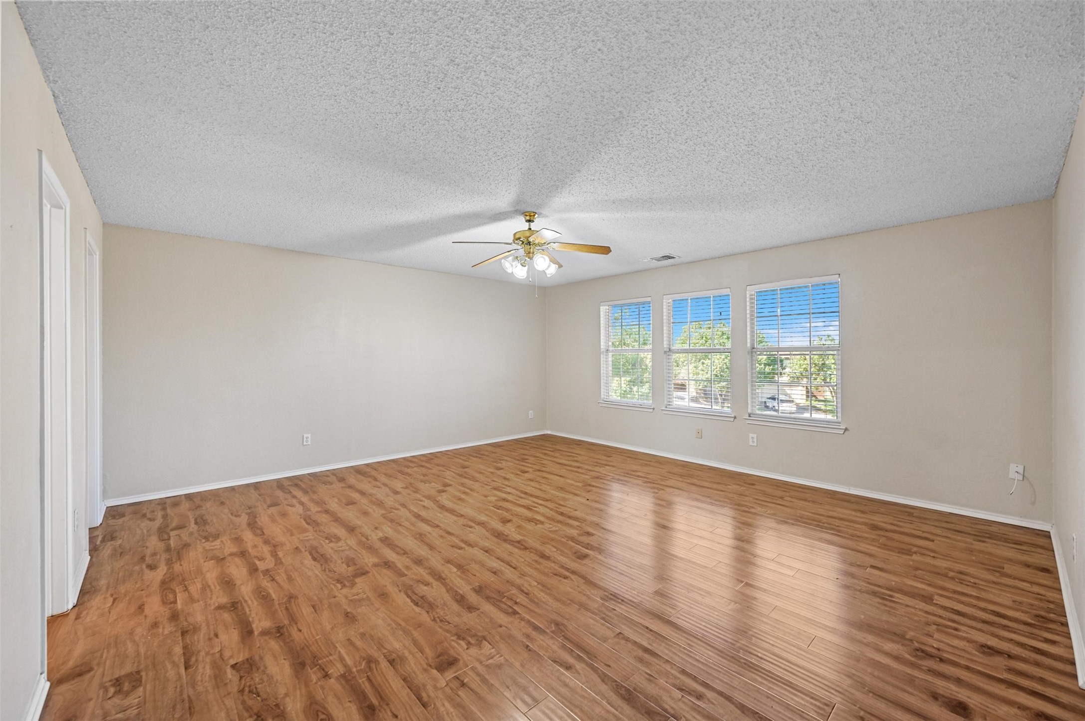 6632 Canyon Oak Drive Fort Worth TX 76112